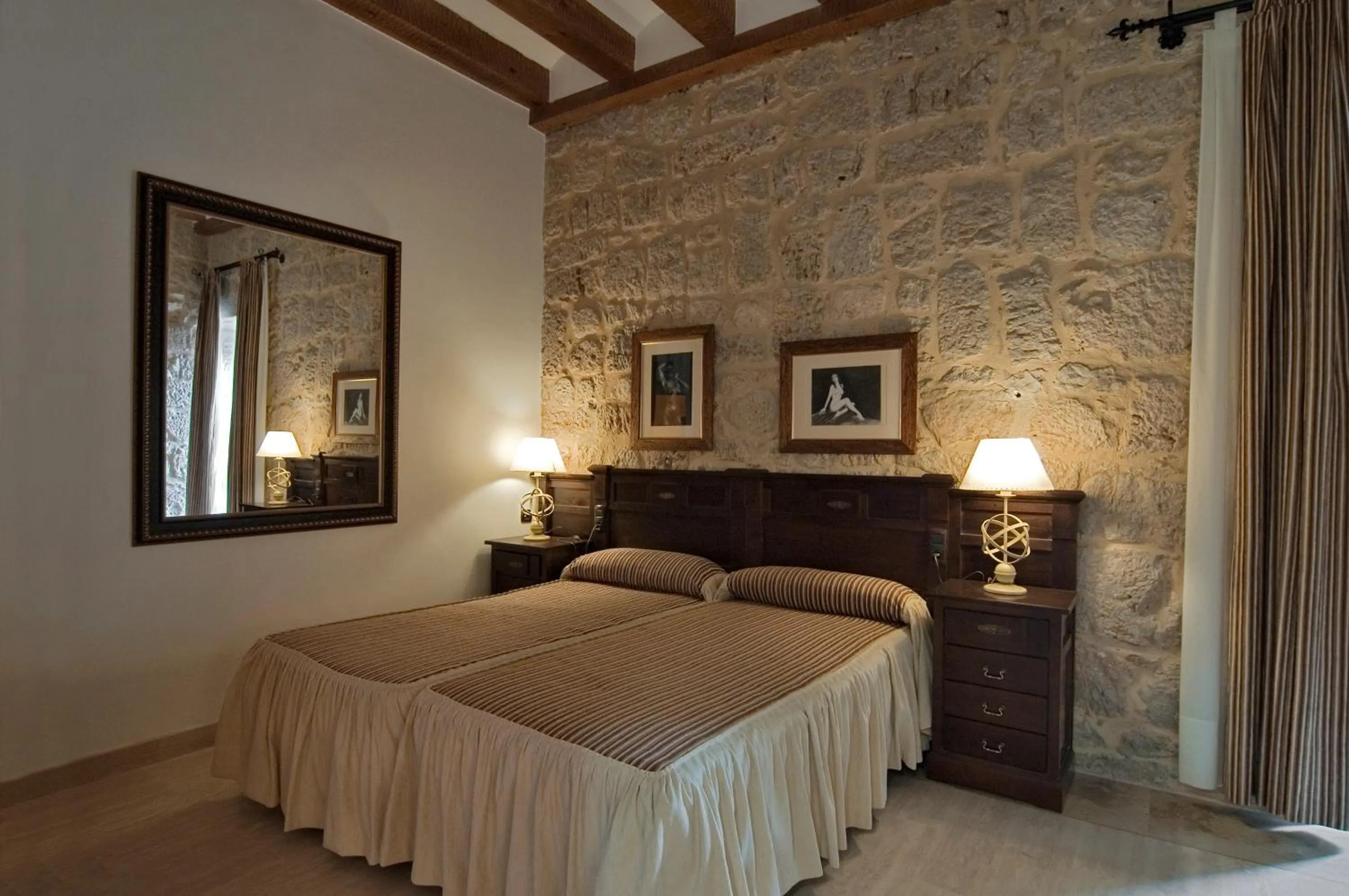 Bedroom in Señorio de Olmillos