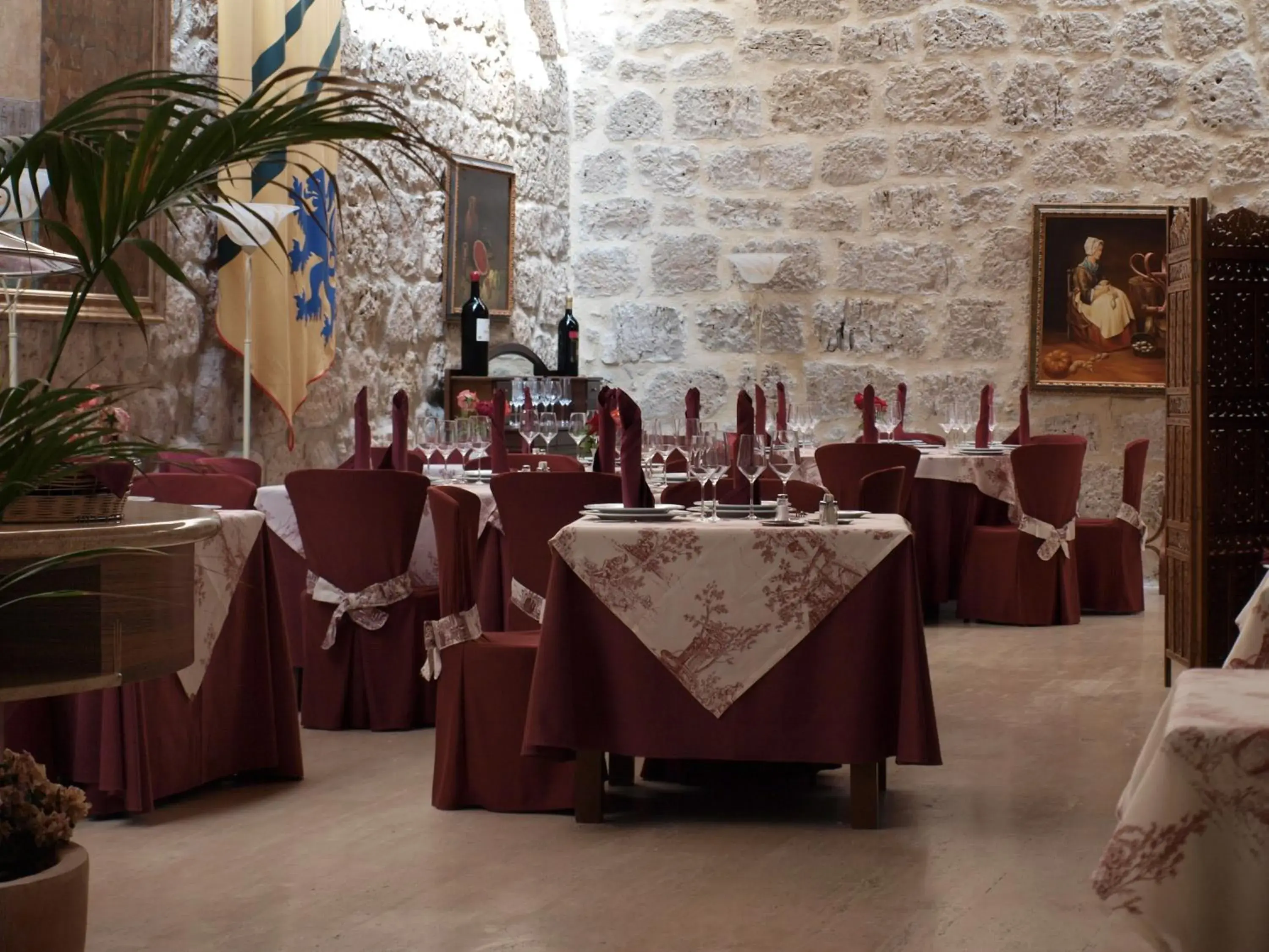 Restaurant/places to eat in Señorio de Olmillos Restaurant/places to eat in Señorio de Olmillos
