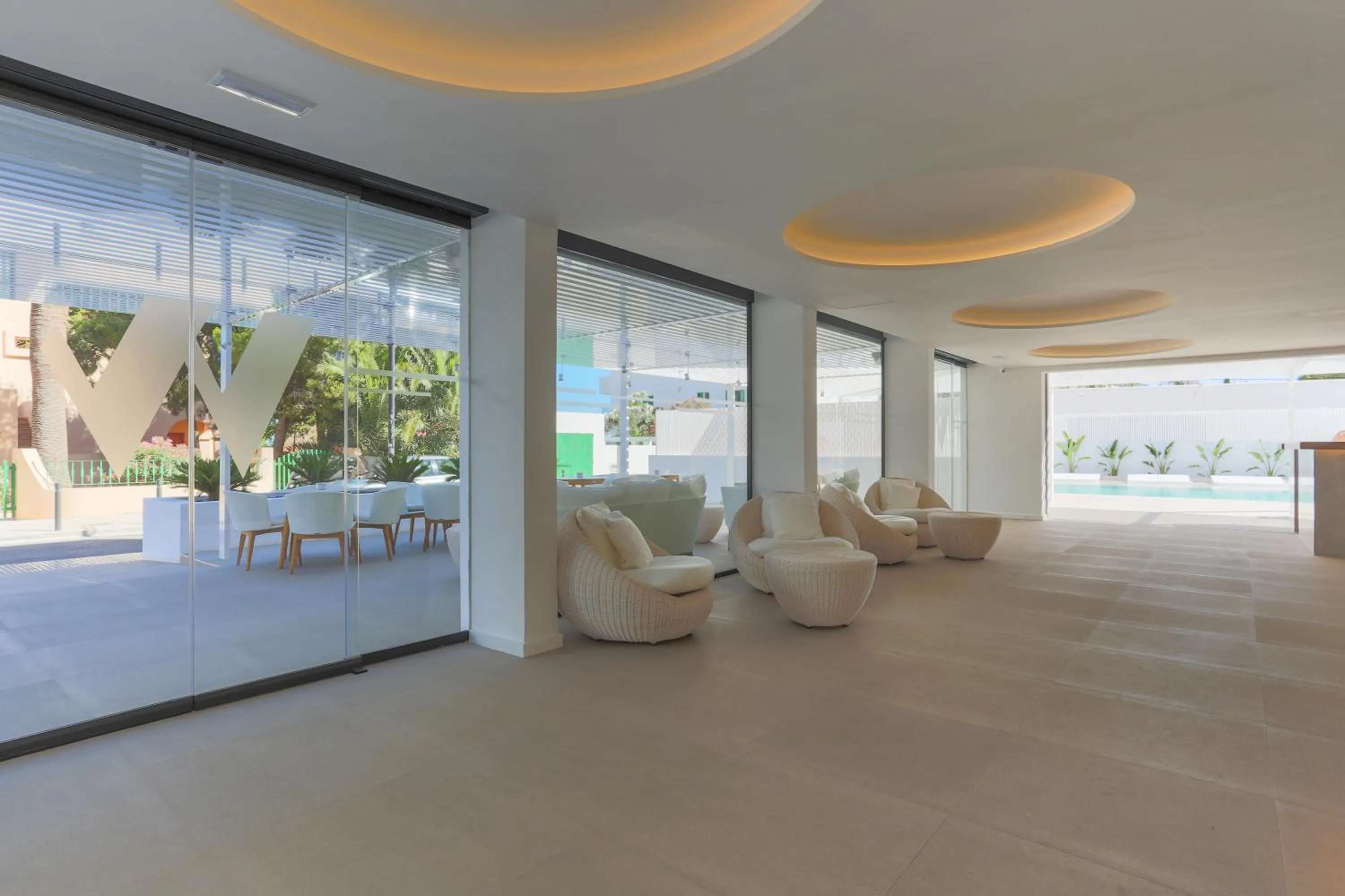 White Apartments - Adults Only