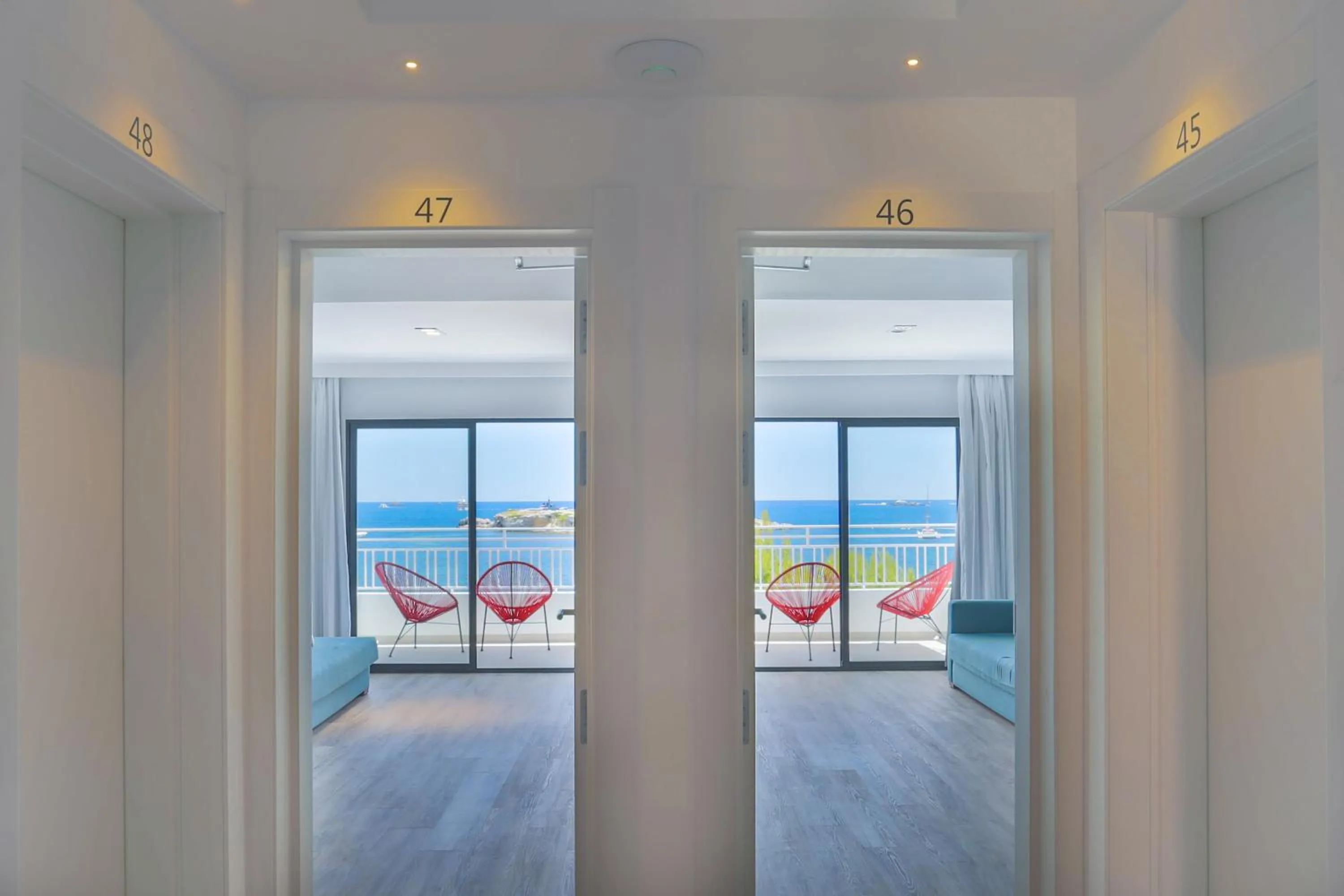 White Apartments - Adults Only