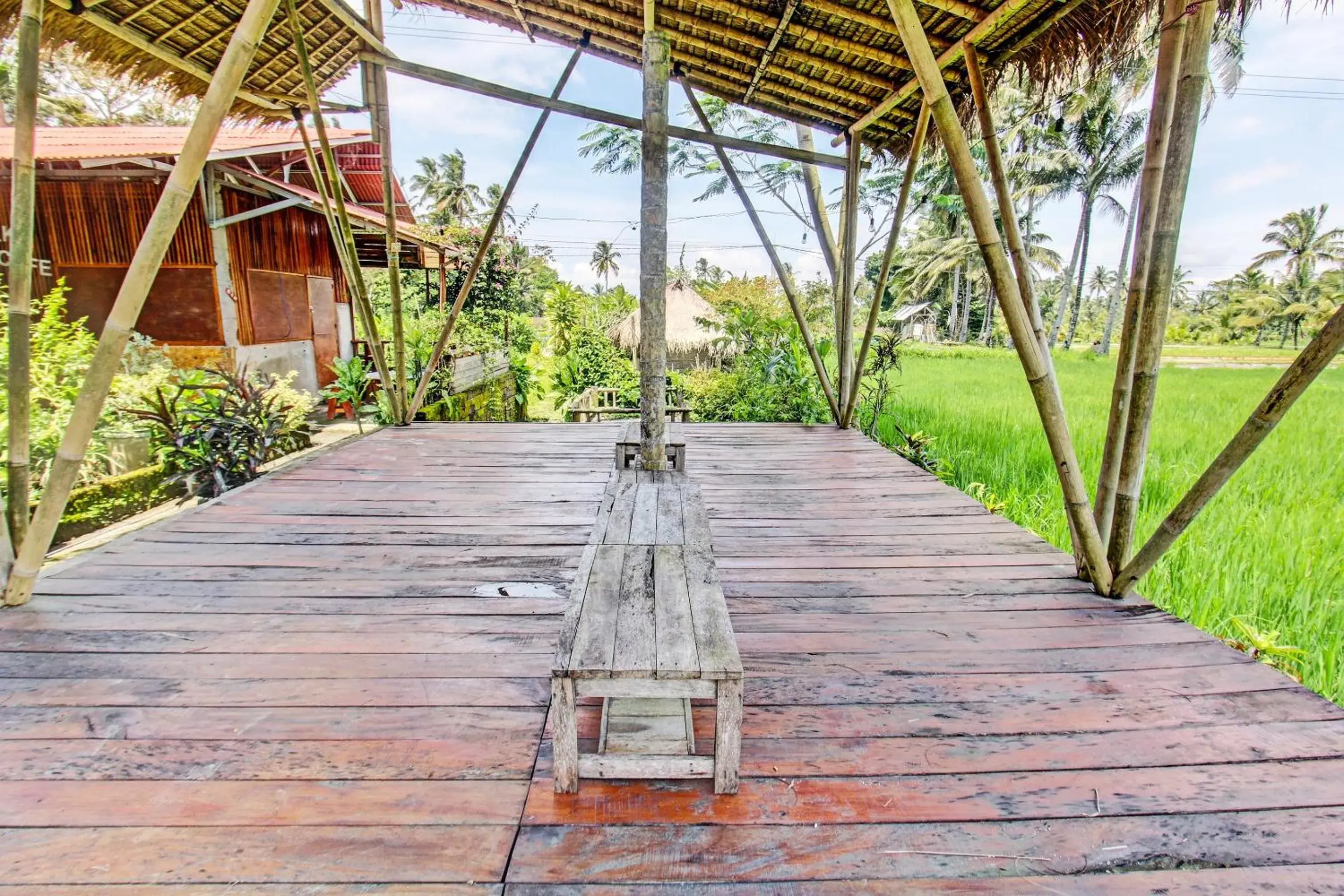 Lobby or reception in Hotel O Samalas Syariah Homestay Near SDN TANAK BEAK Lobby or reception in Hotel O Samalas Syariah Homestay Near SDN TANAK BEAK