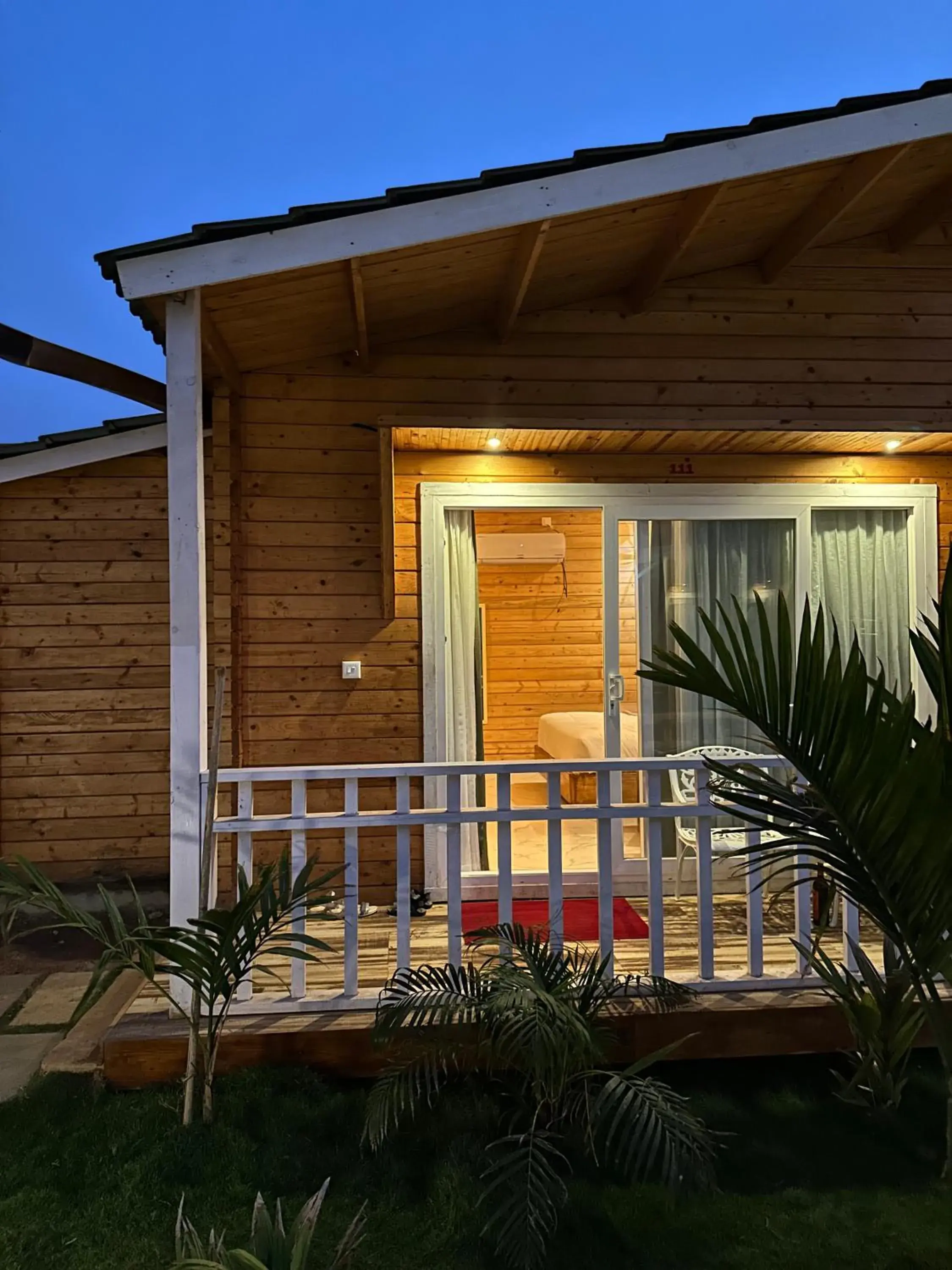 Property building in Dallas Beach Resorts Ashvem Beach Property building in Dallas Beach Resorts Ashvem Beach