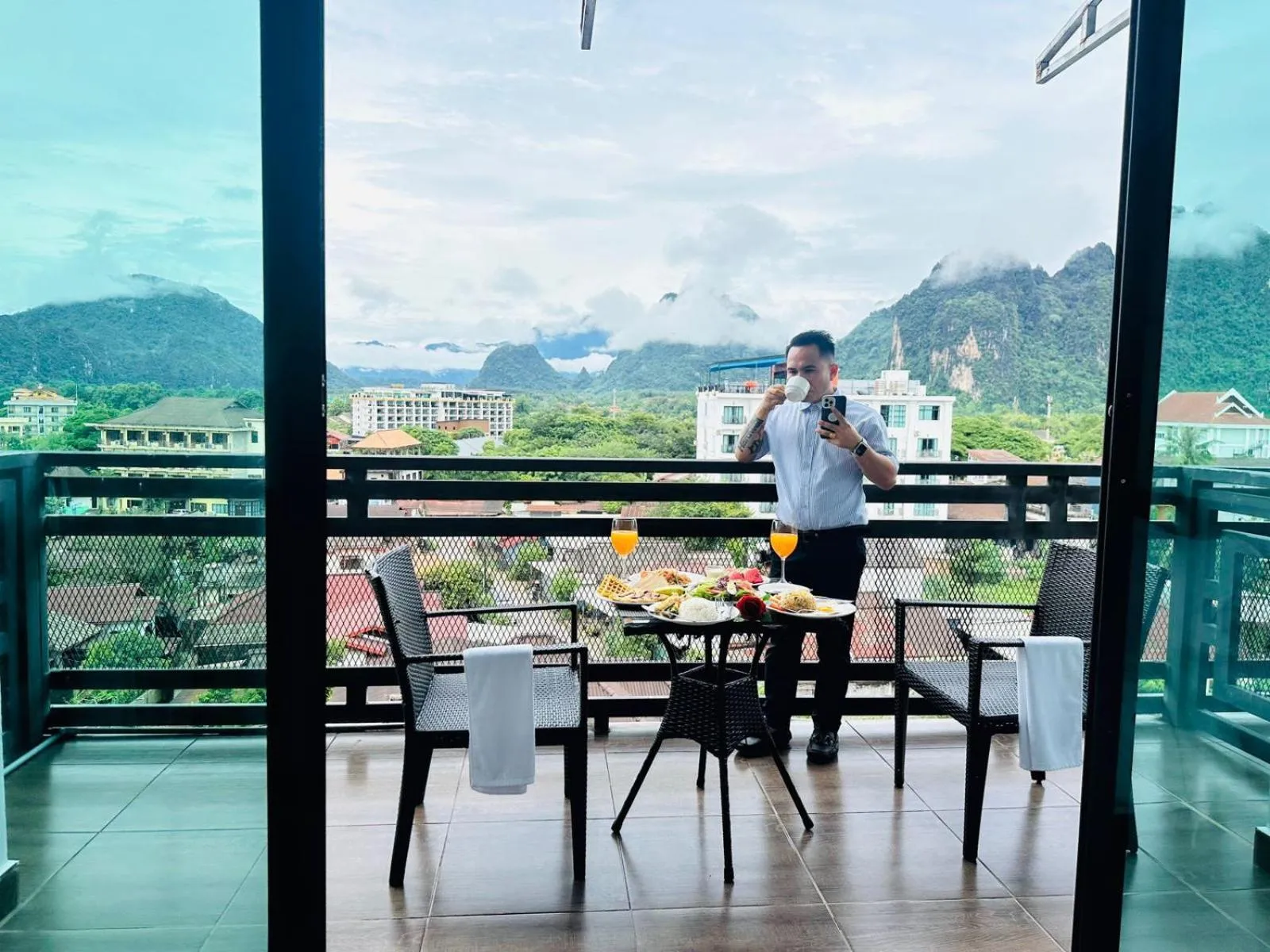 VANG VIENG TOPVIEW HOTEL