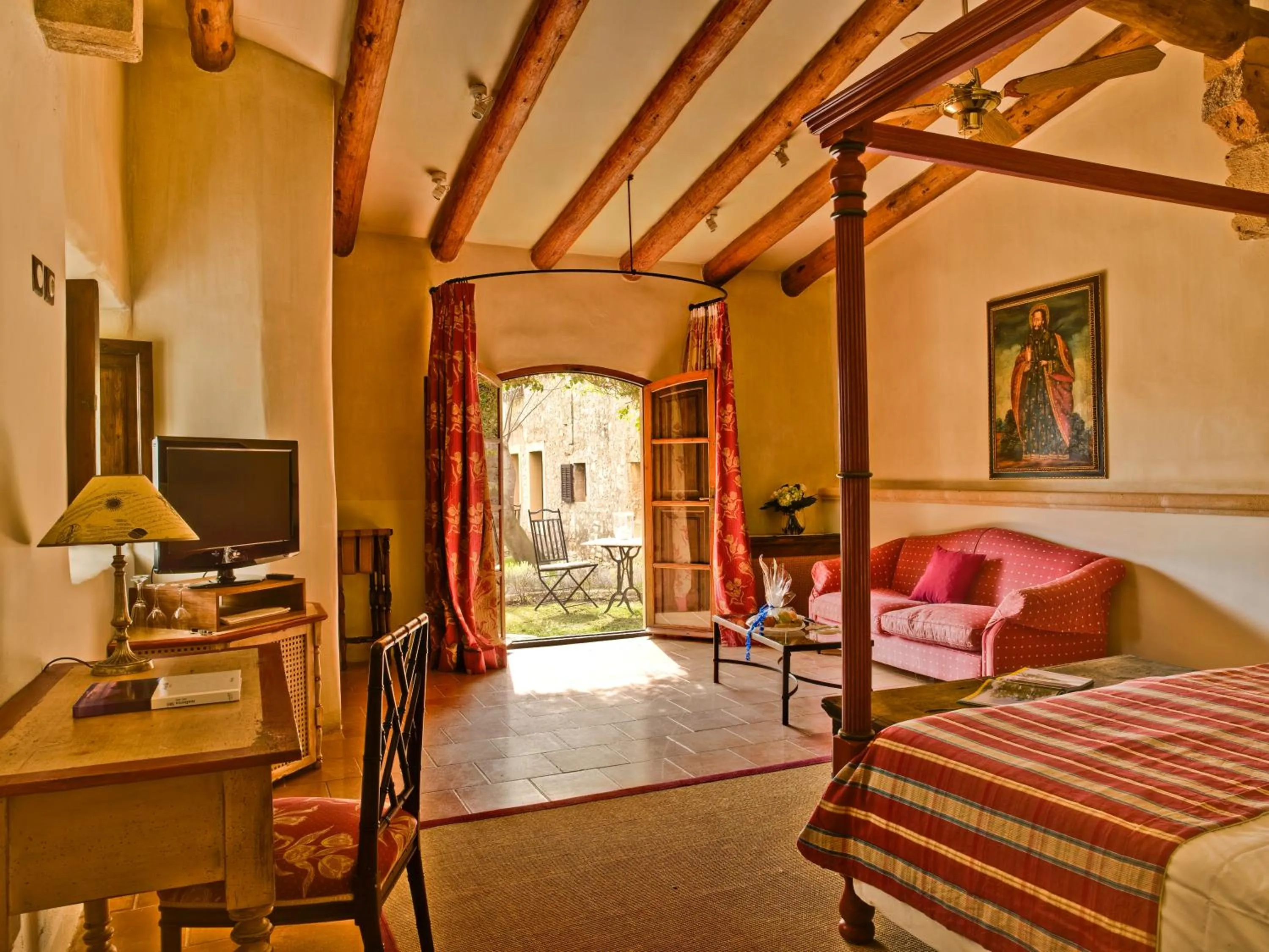 Junior Suite in La Reserva Rotana