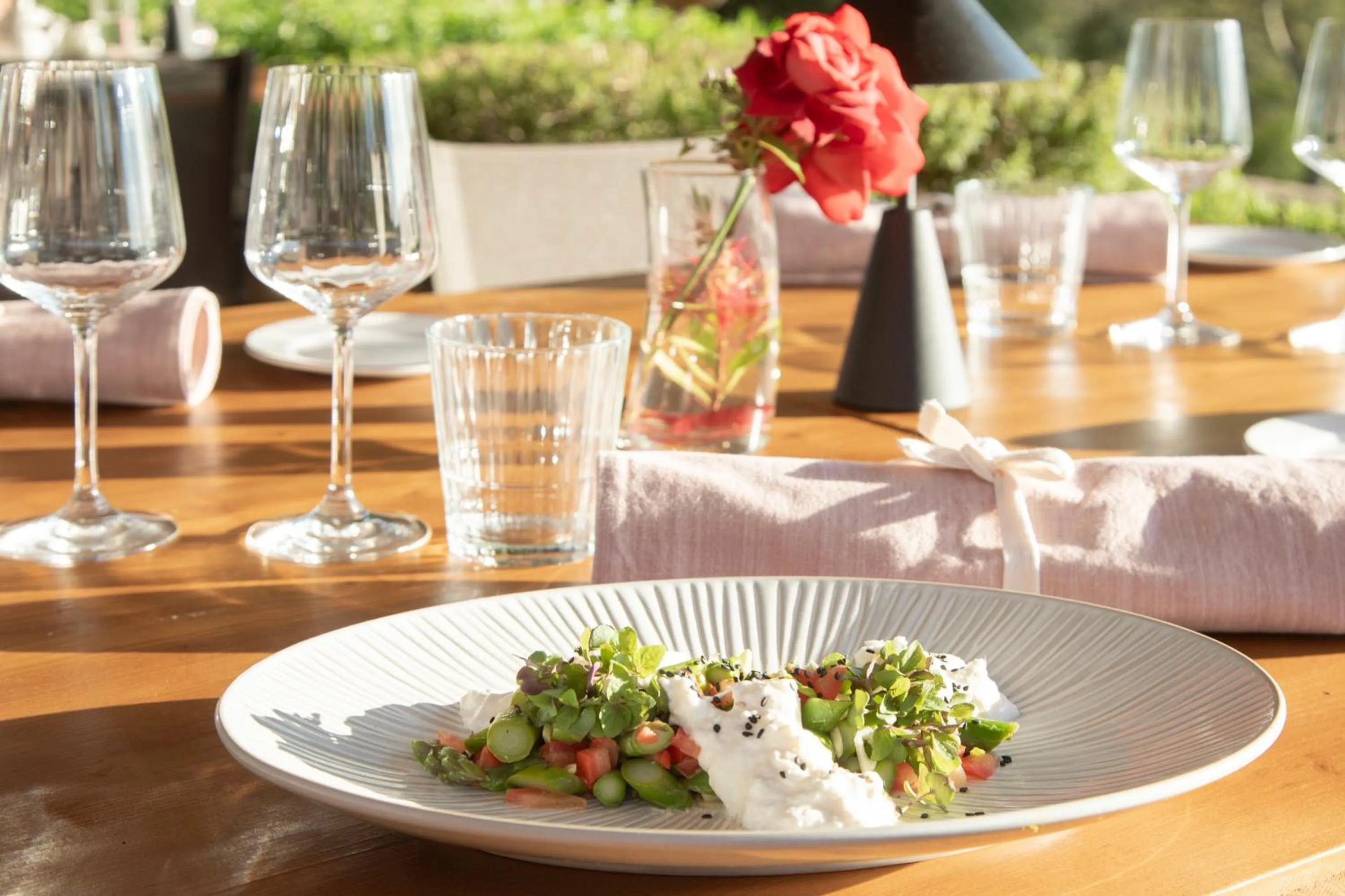 Food in Reserva Rotana Golf Resort