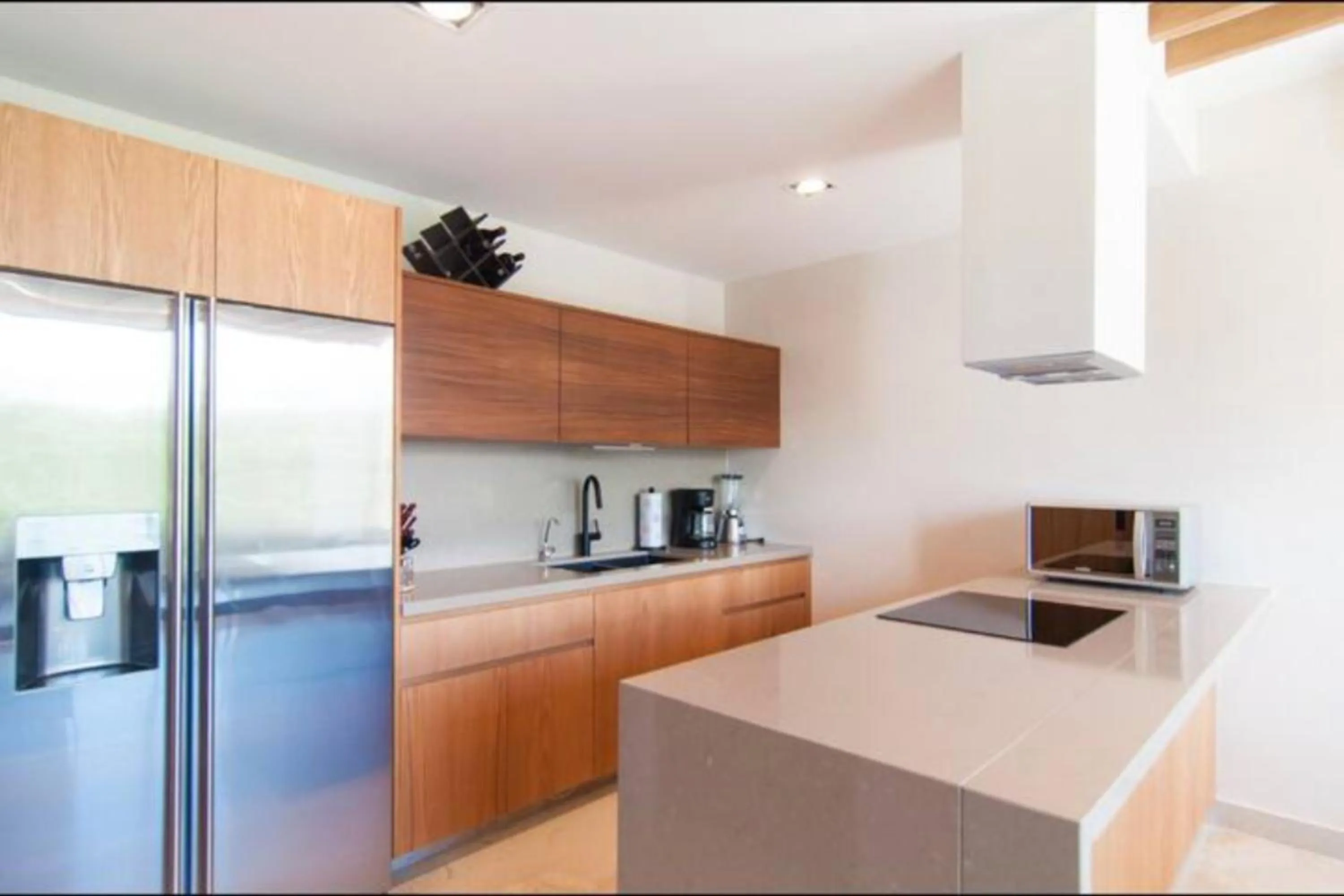 Kitchen or kitchenette in Spectacular Apartment Quiet Area Pool & Gym PURE 301