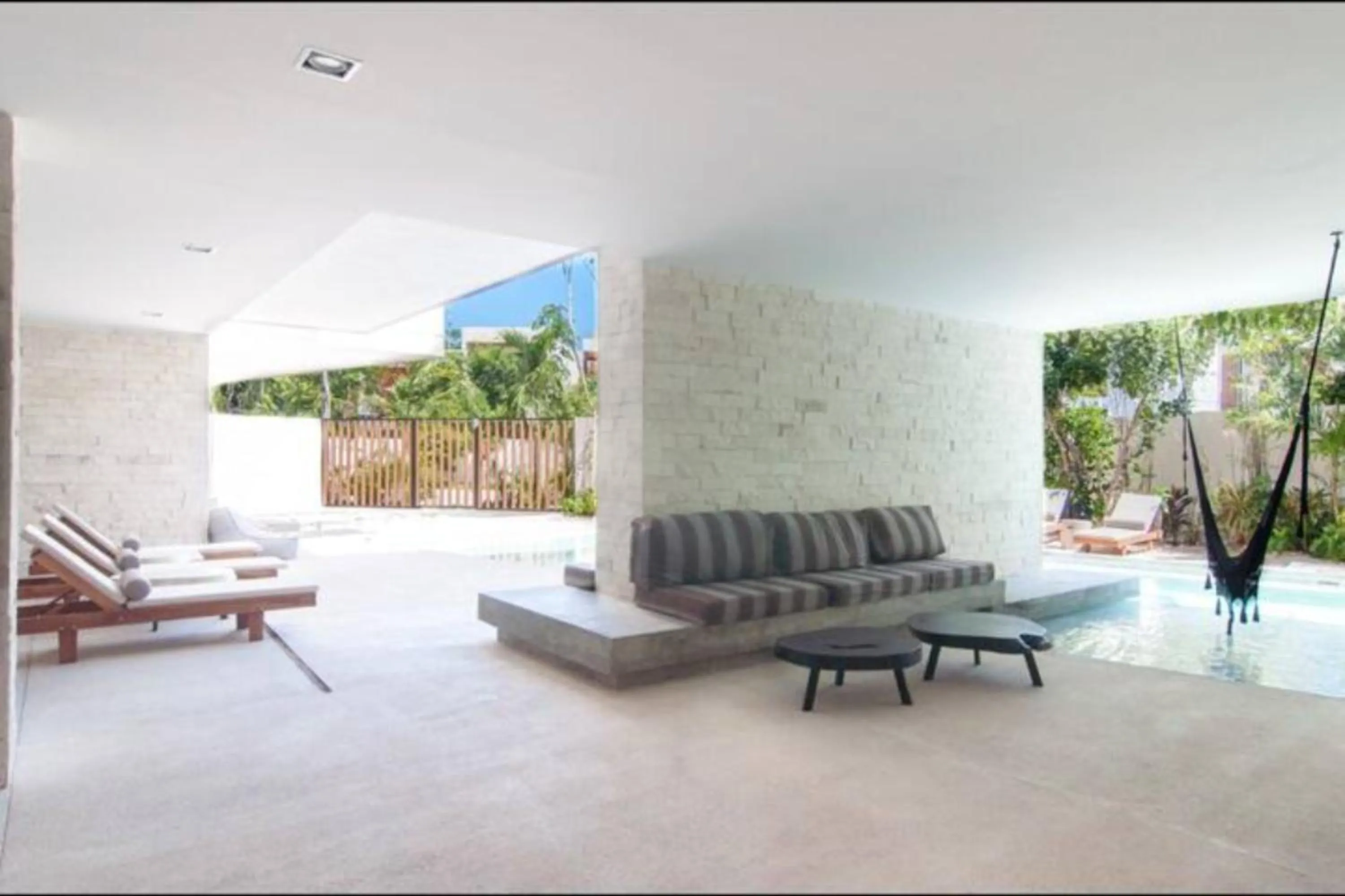 Seating area in Spectacular Apartment Quiet Area Pool & Gym PURE 301