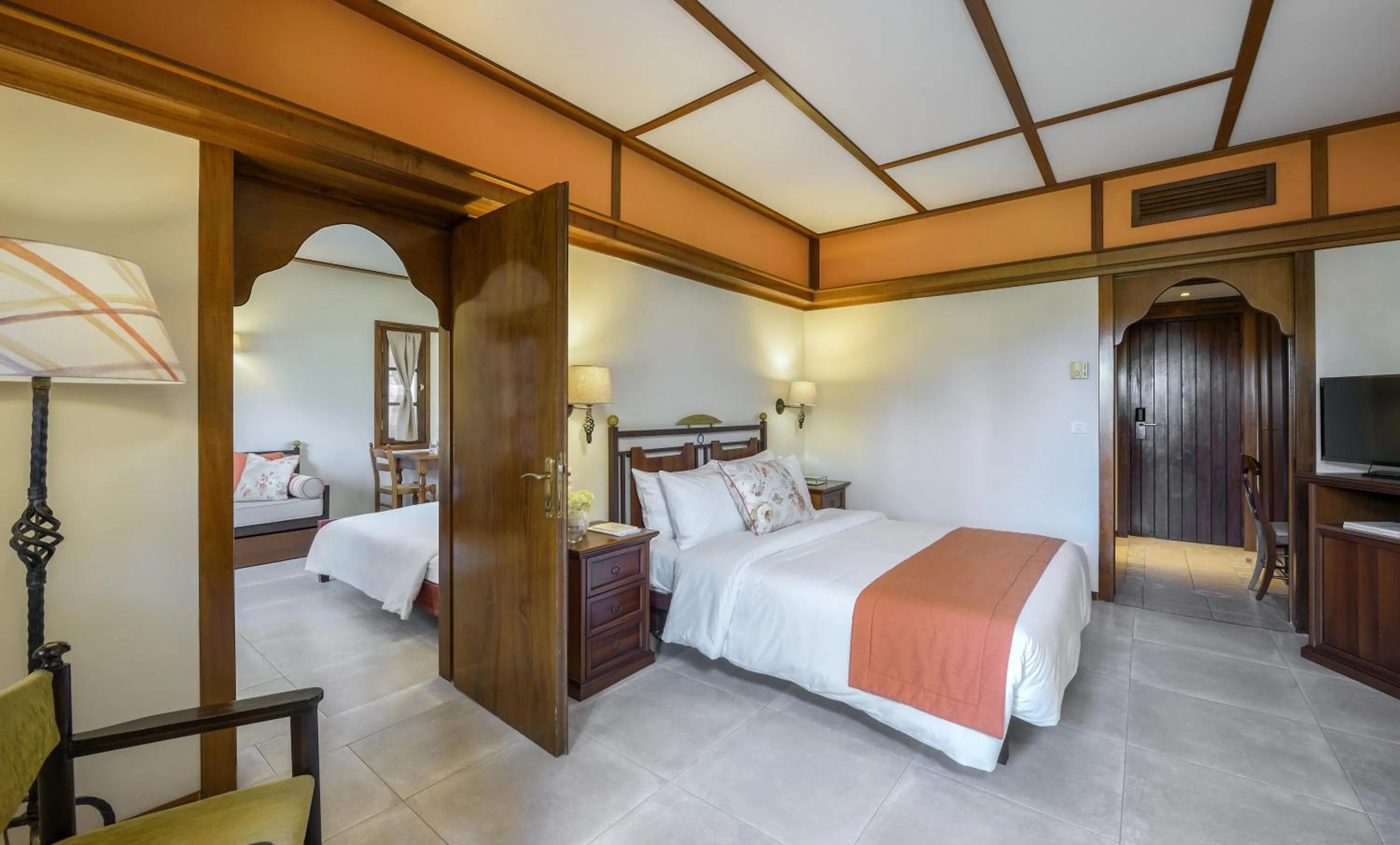 Bed in Simantro Resort