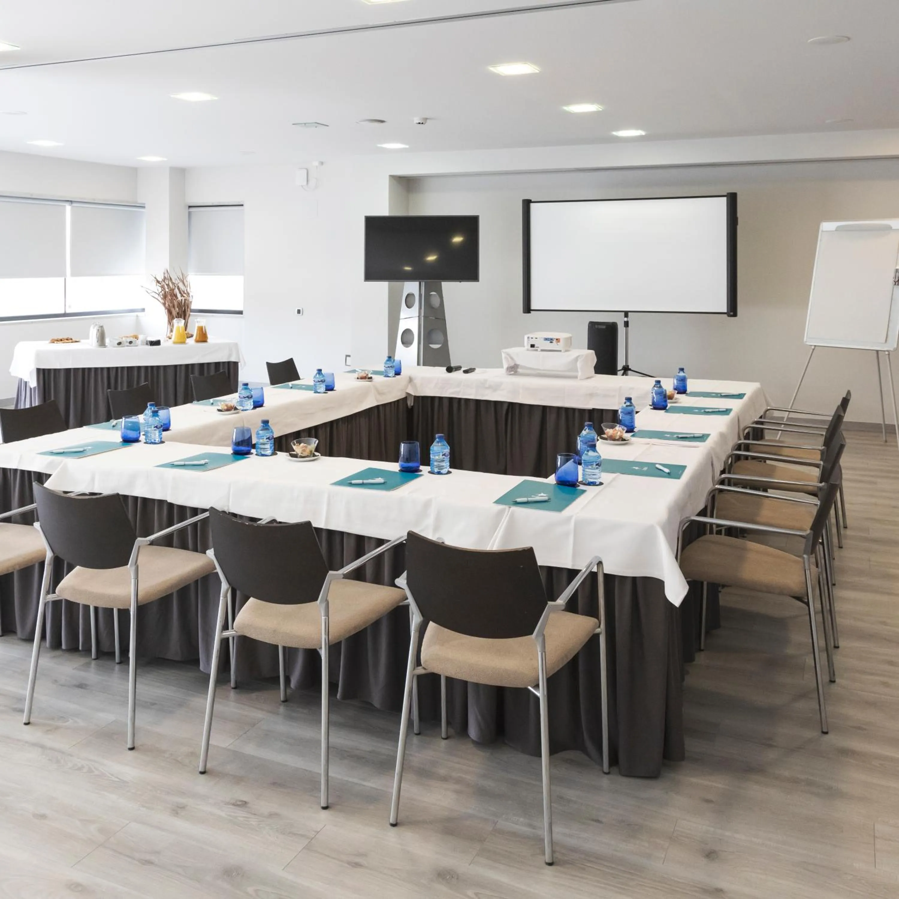 Meeting/conference room in Hotel & Spa Real Ciudad De Zaragoza