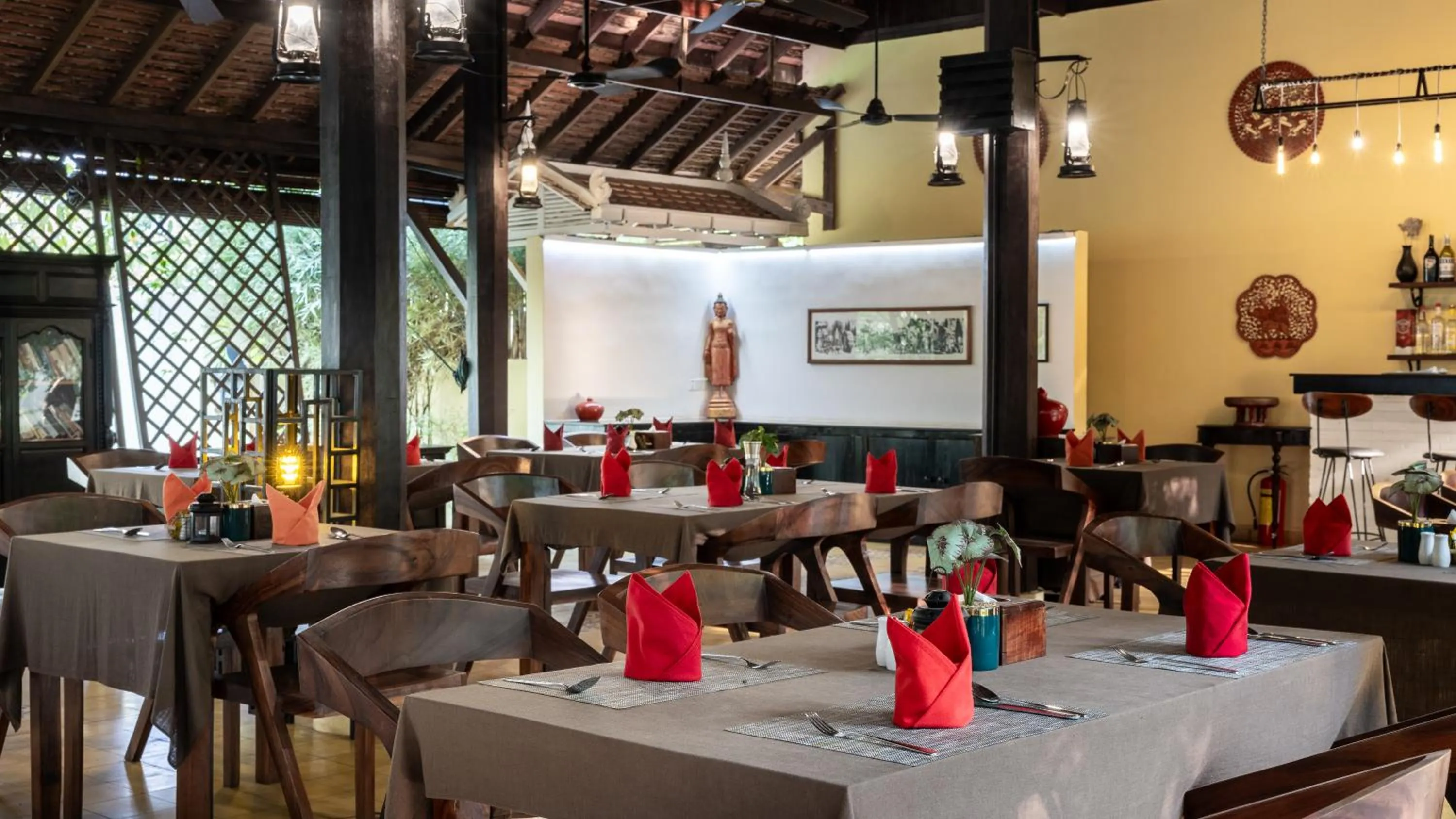 Property building in Pavillon d'Orient Boutique Hotel