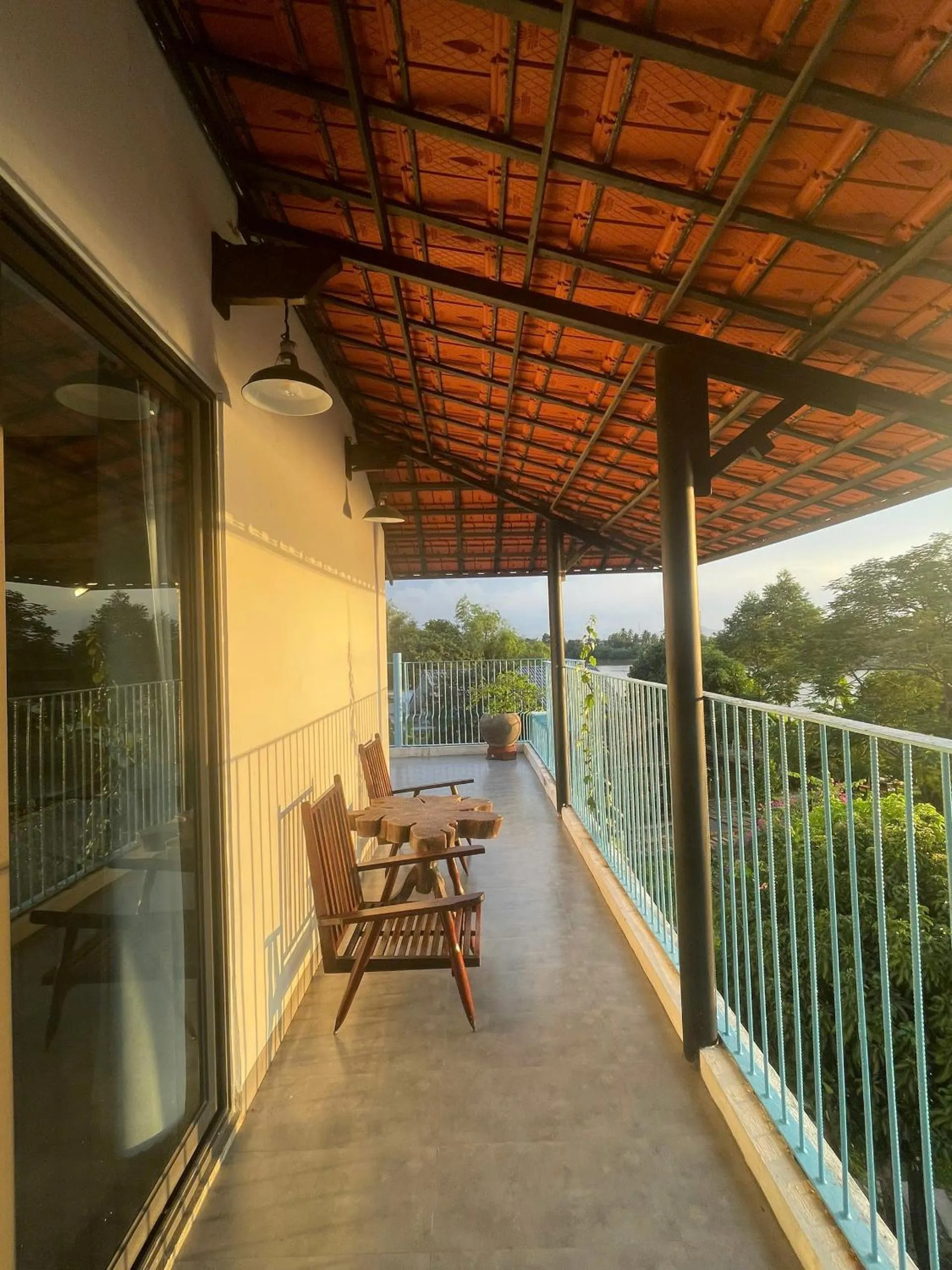 Balcony/Terrace in La Y Riverview