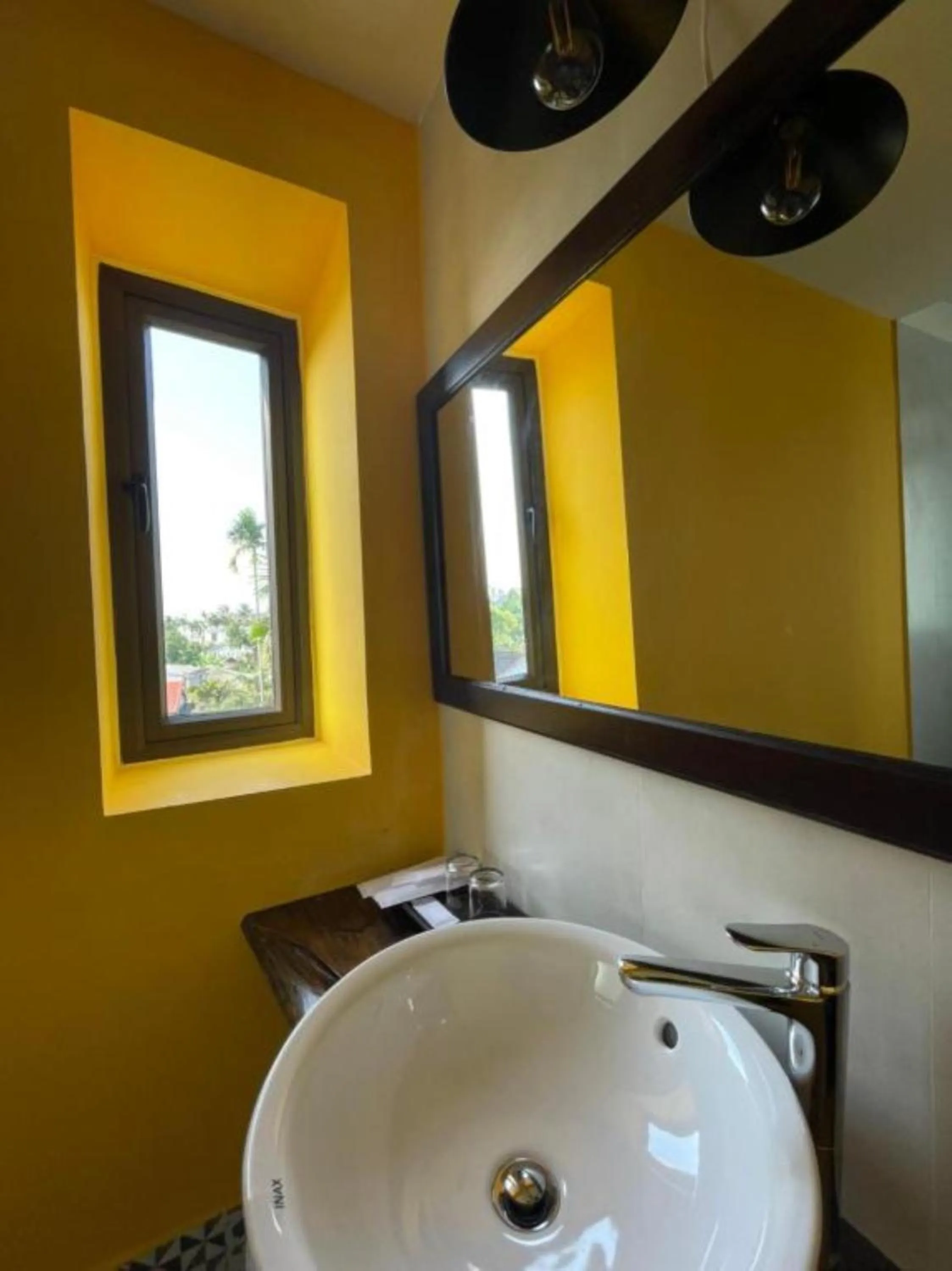 Bathroom in La Y Riverview