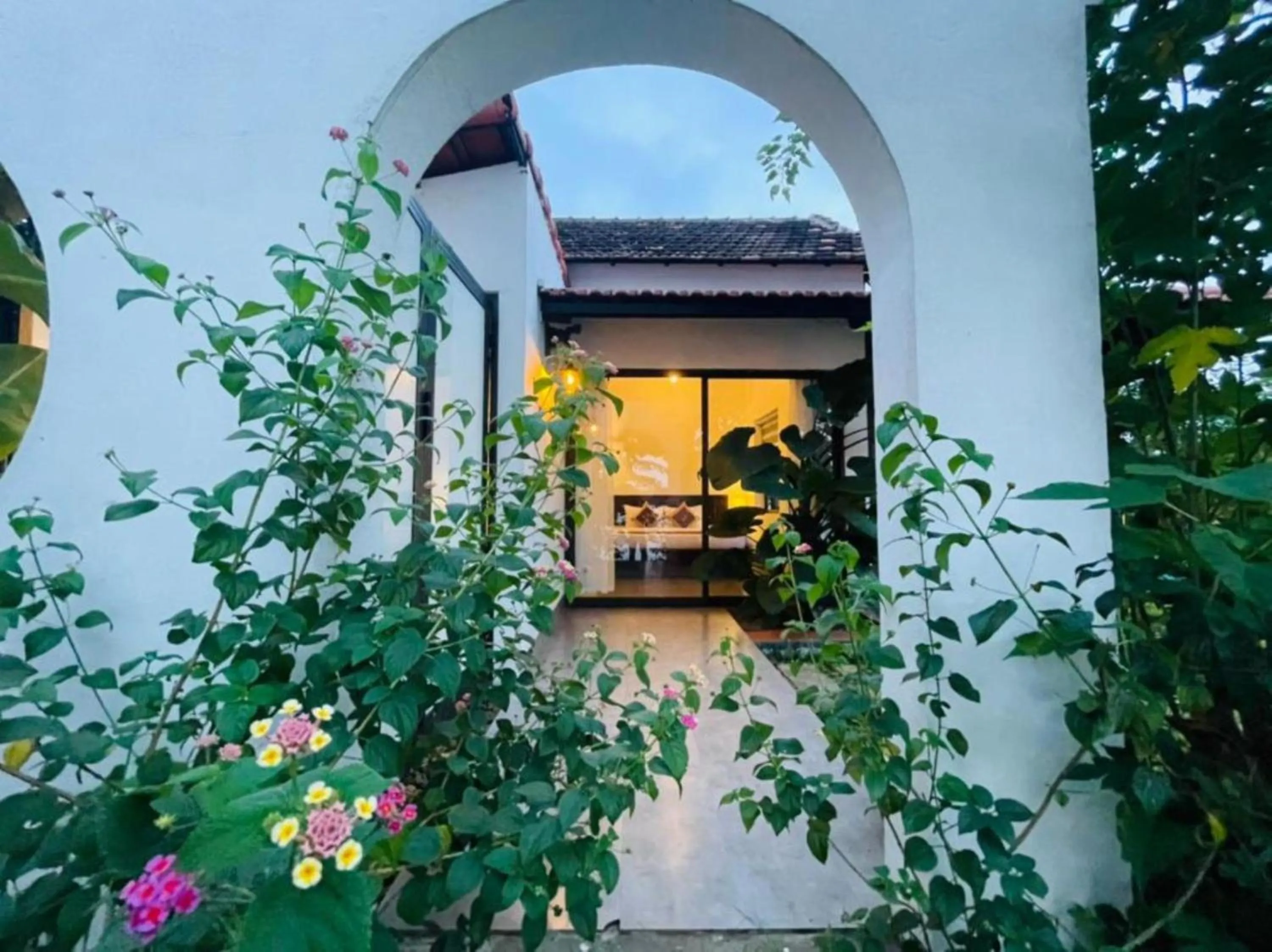 Patio in La Y Riverview