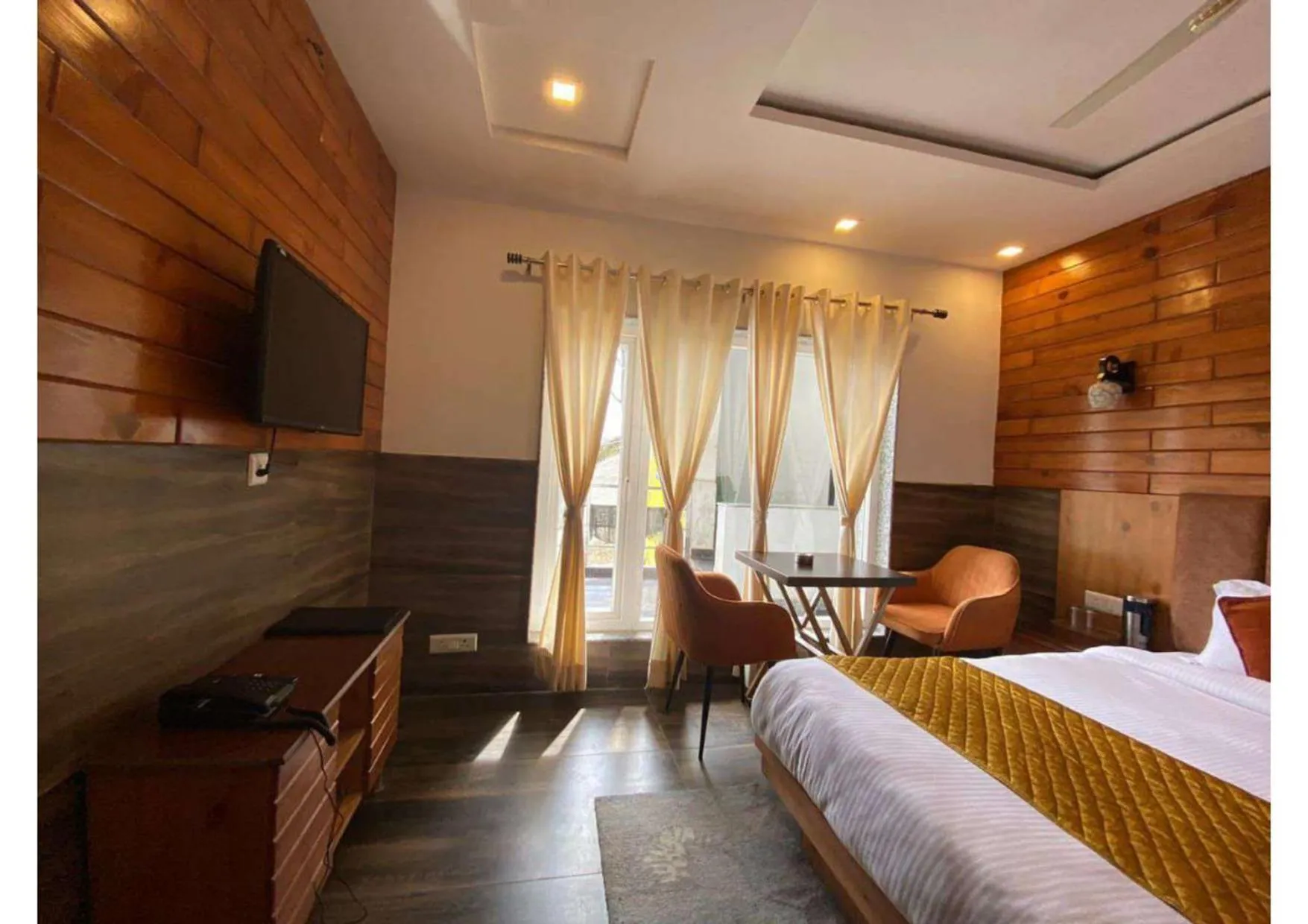 Bed in The Aesthetic Hotel & Restaurant