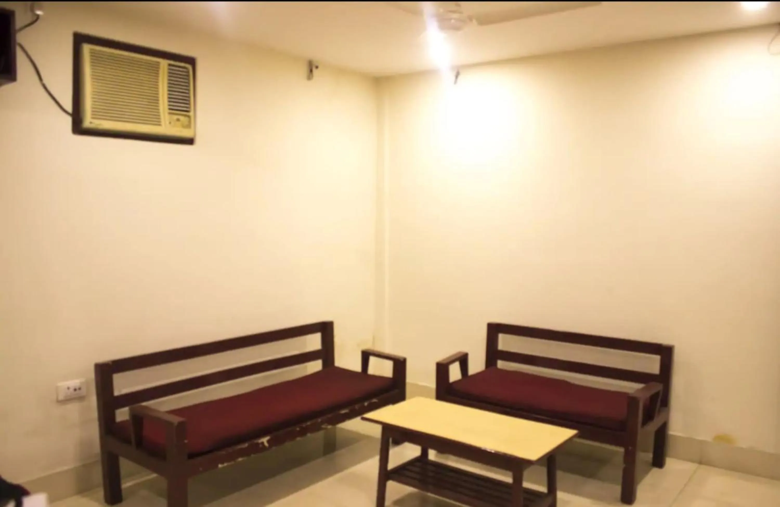 Seating area in Uttam Guest House
