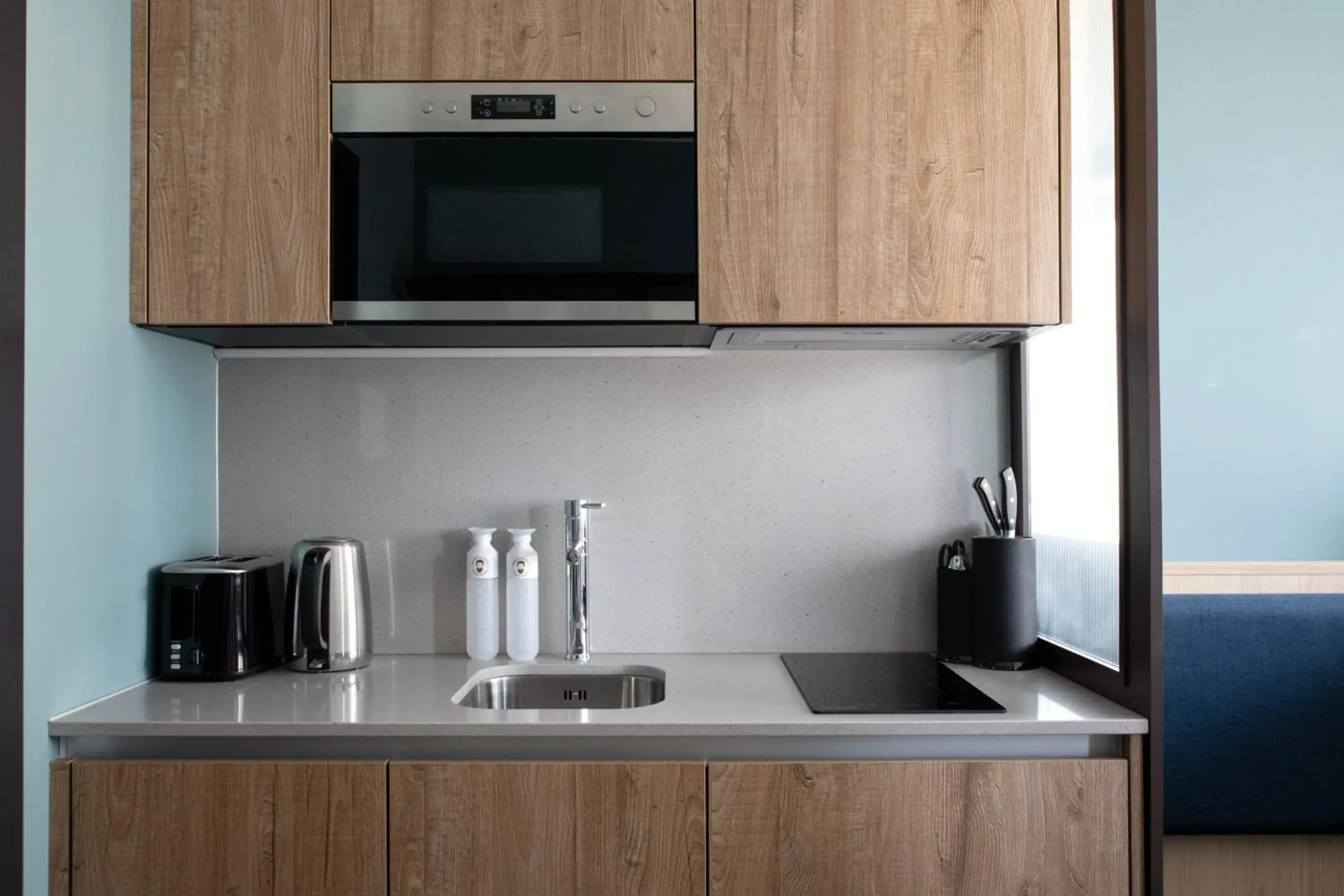 Compact Studio with Kitchen in Bob W London Tower Hill - Studios Compact Studio with Kitchen in Bob W London Tower Hill - Studios