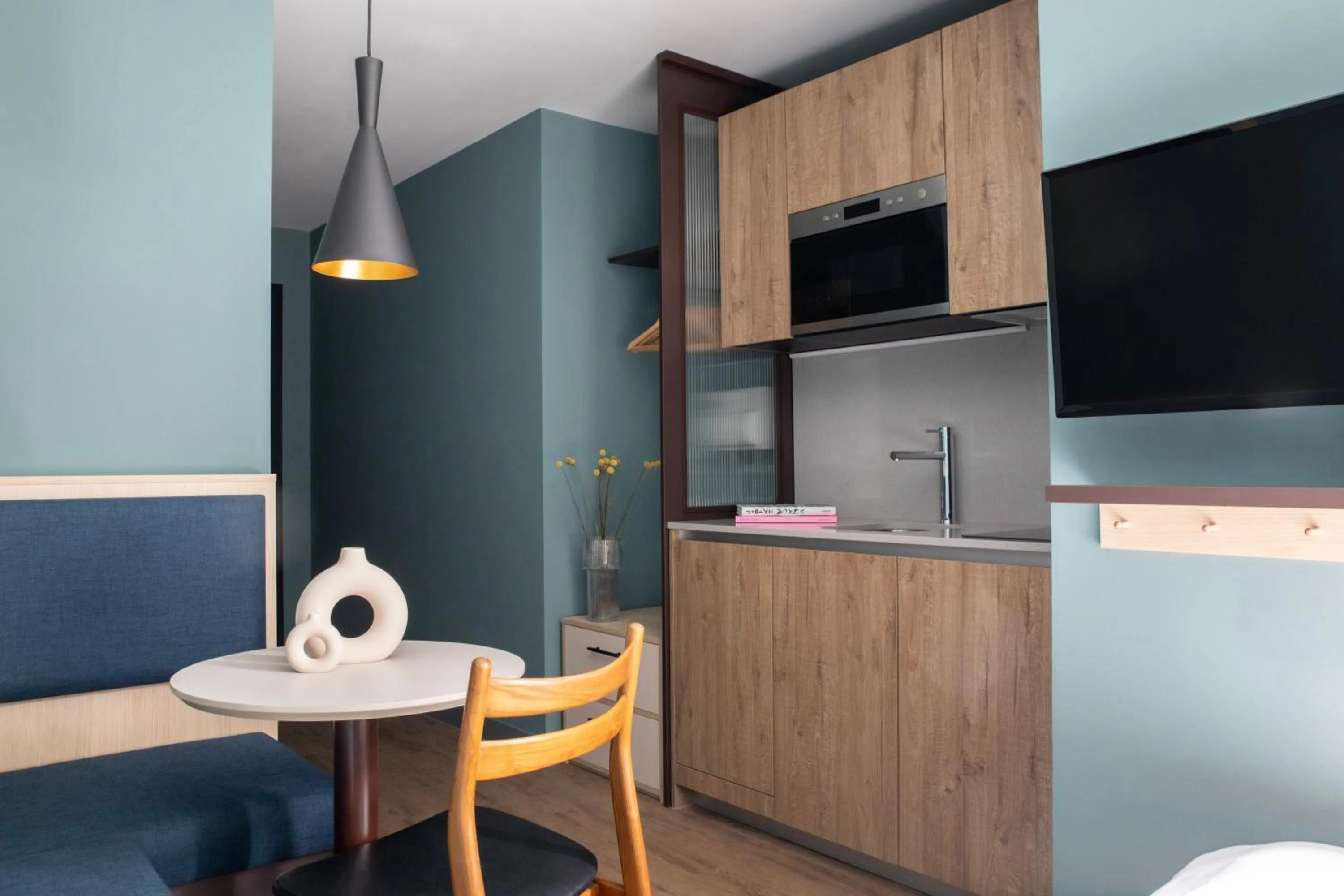 Kitchen or kitchenette in Bob W London Tower Hill - Studios
