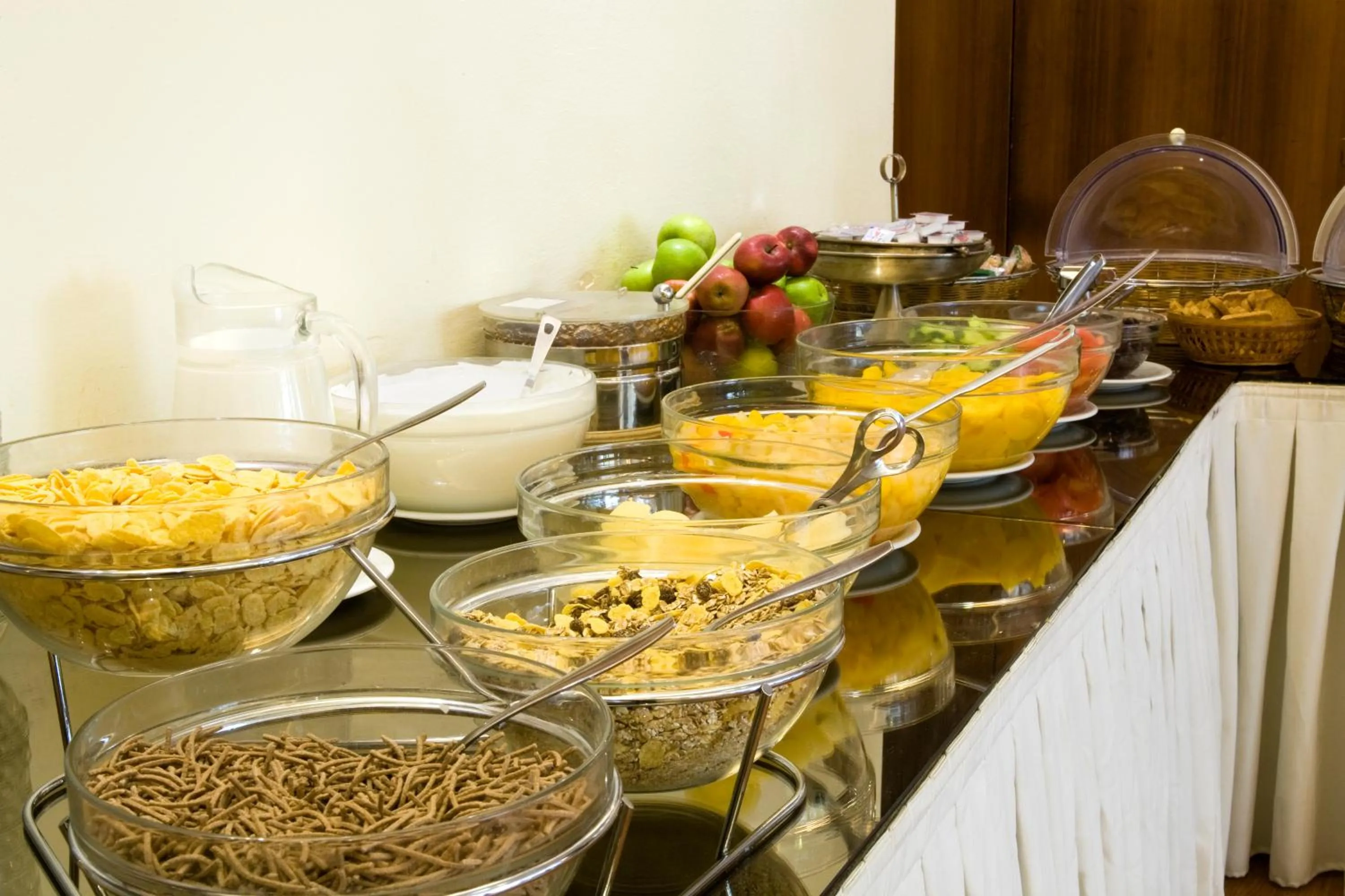 American breakfast in Arethusa Hotel Athens