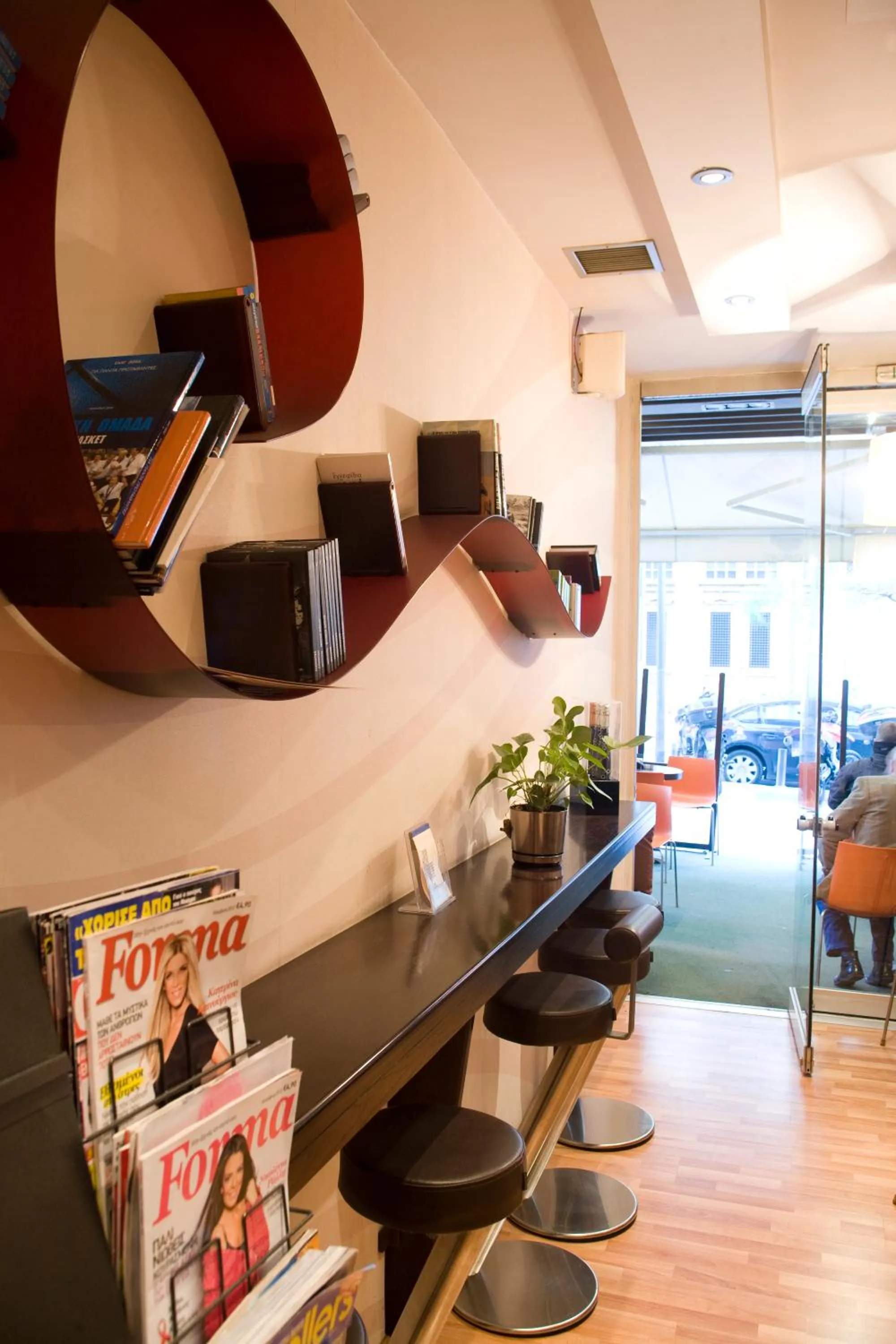 Restaurant/places to eat in Arethusa Hotel Athens