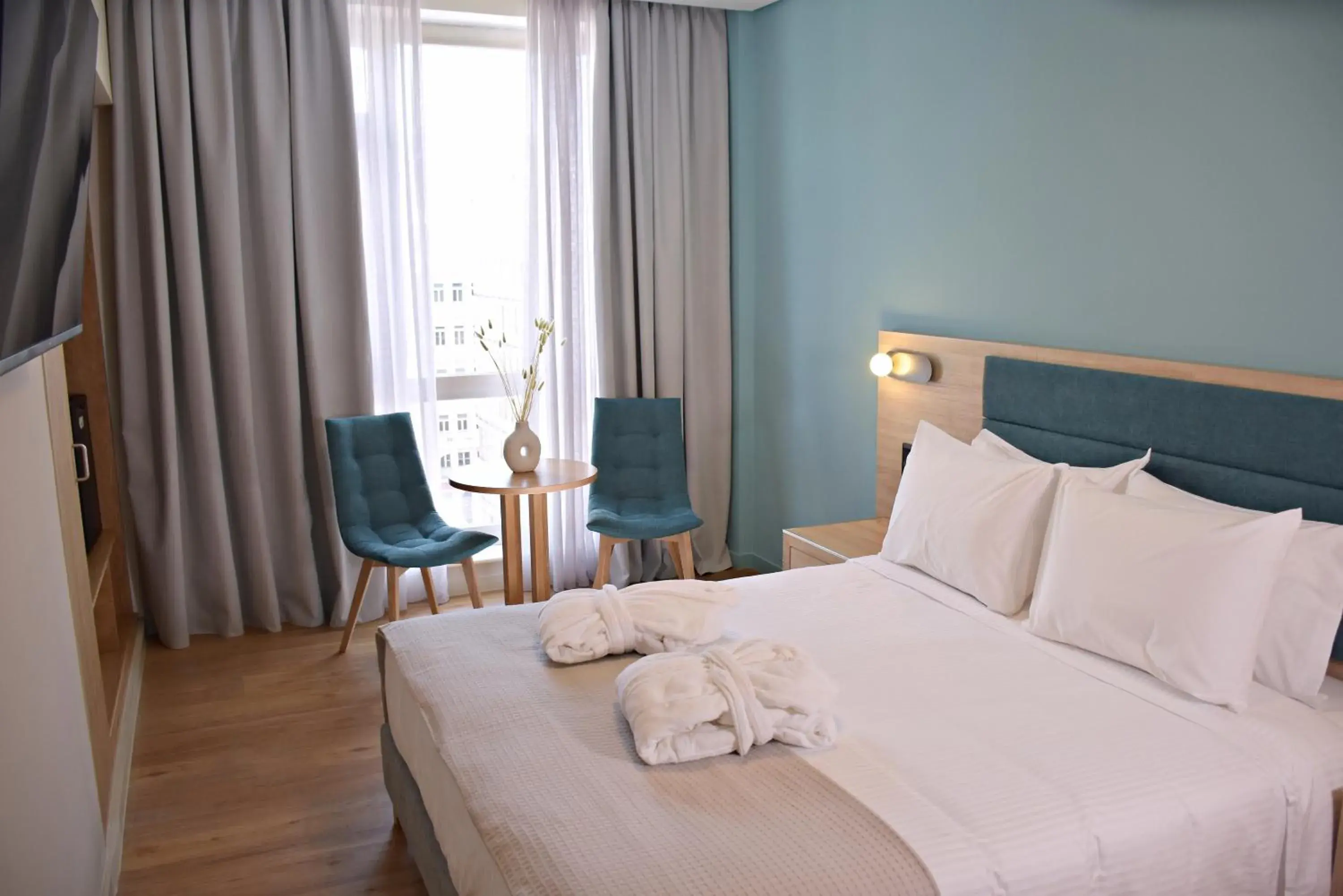 Superior Double or Twin Room in Arethusa Hotel Athens Superior Double or Twin Room in Arethusa Hotel Athens