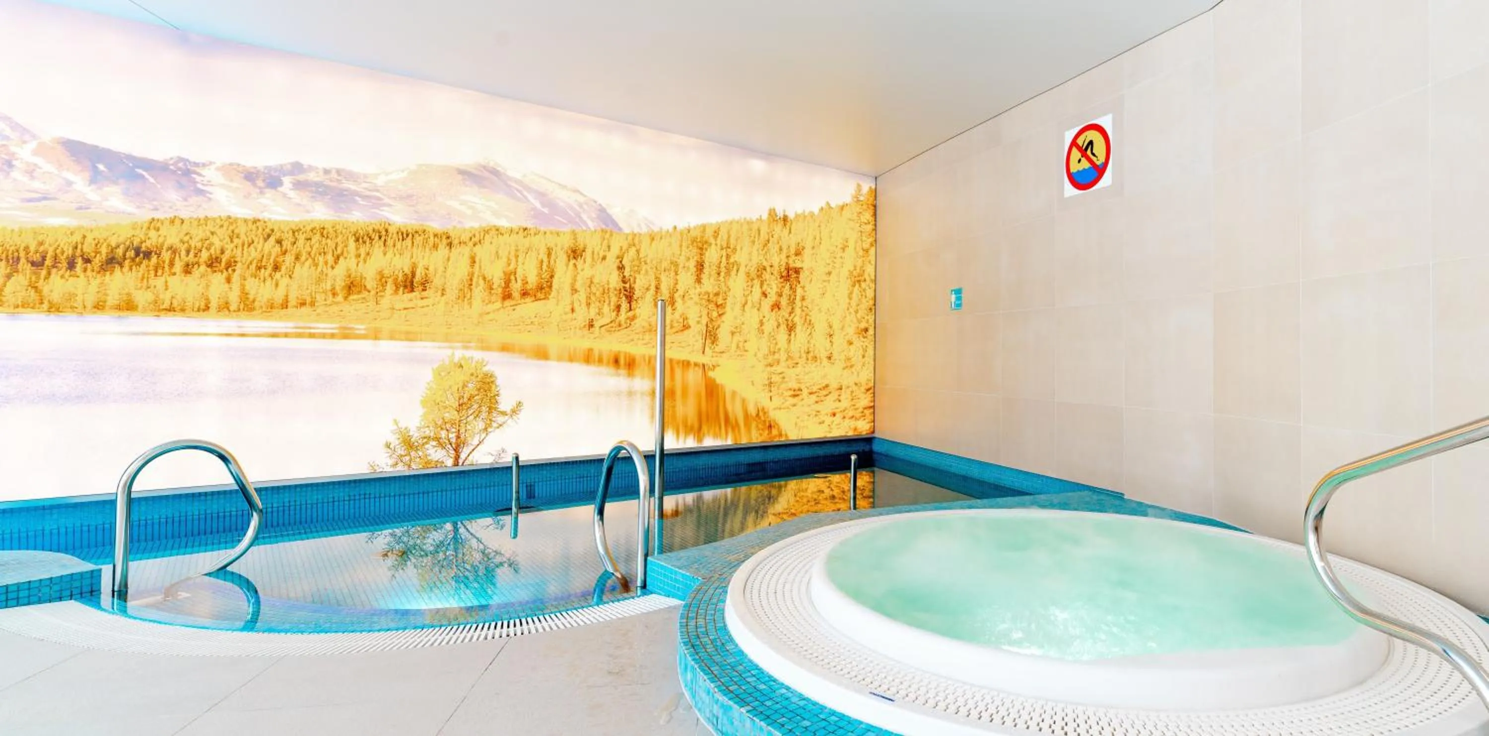 Hot Tub in Apartament Cortina