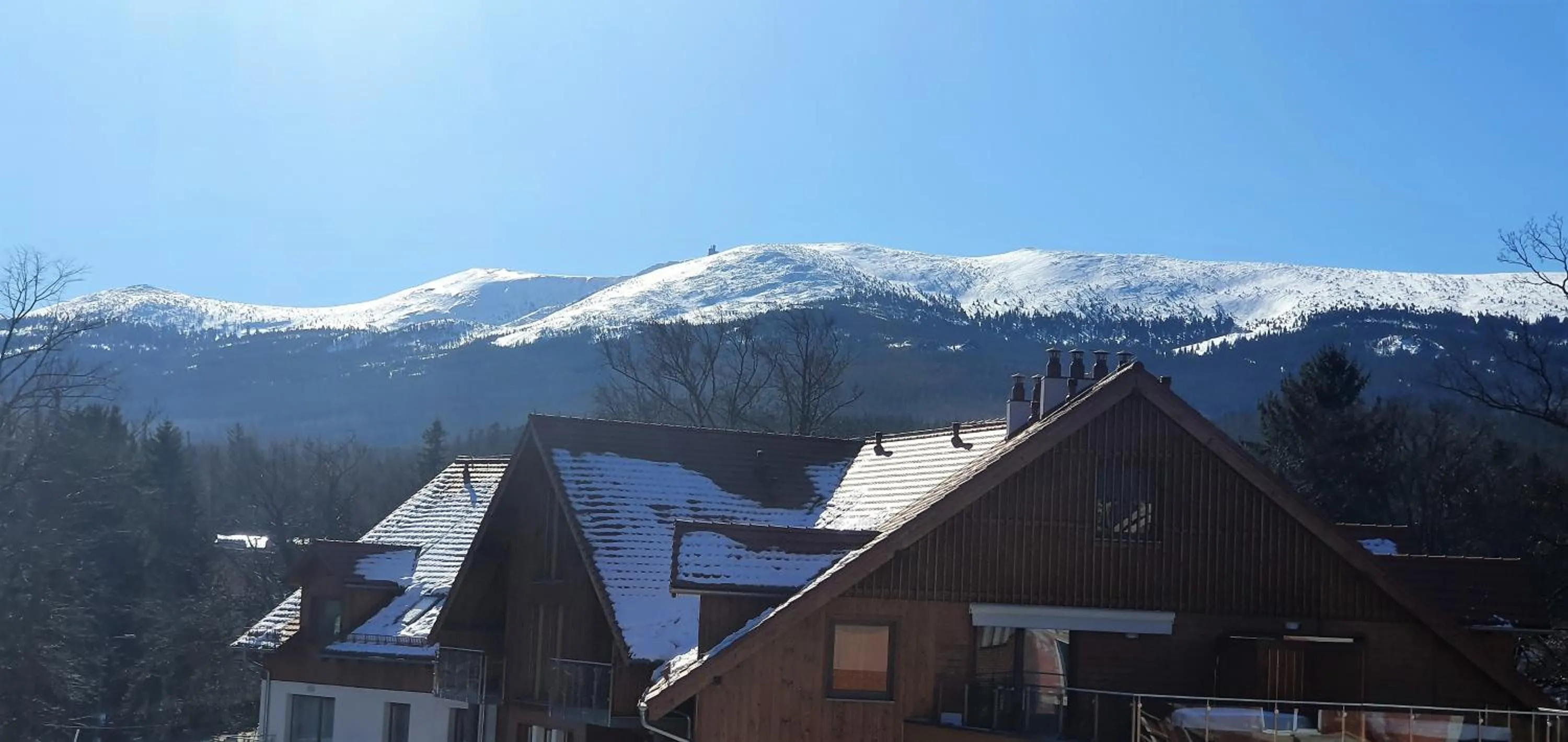Property building in Apartament Cortina