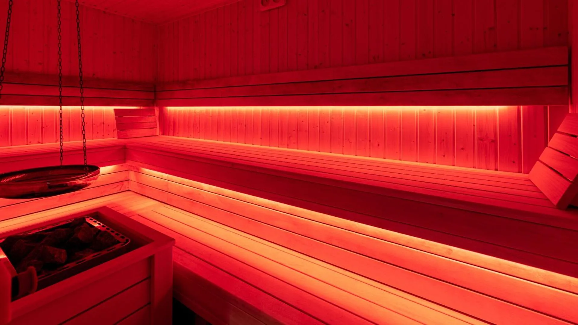 Sauna in Apartament Cortina