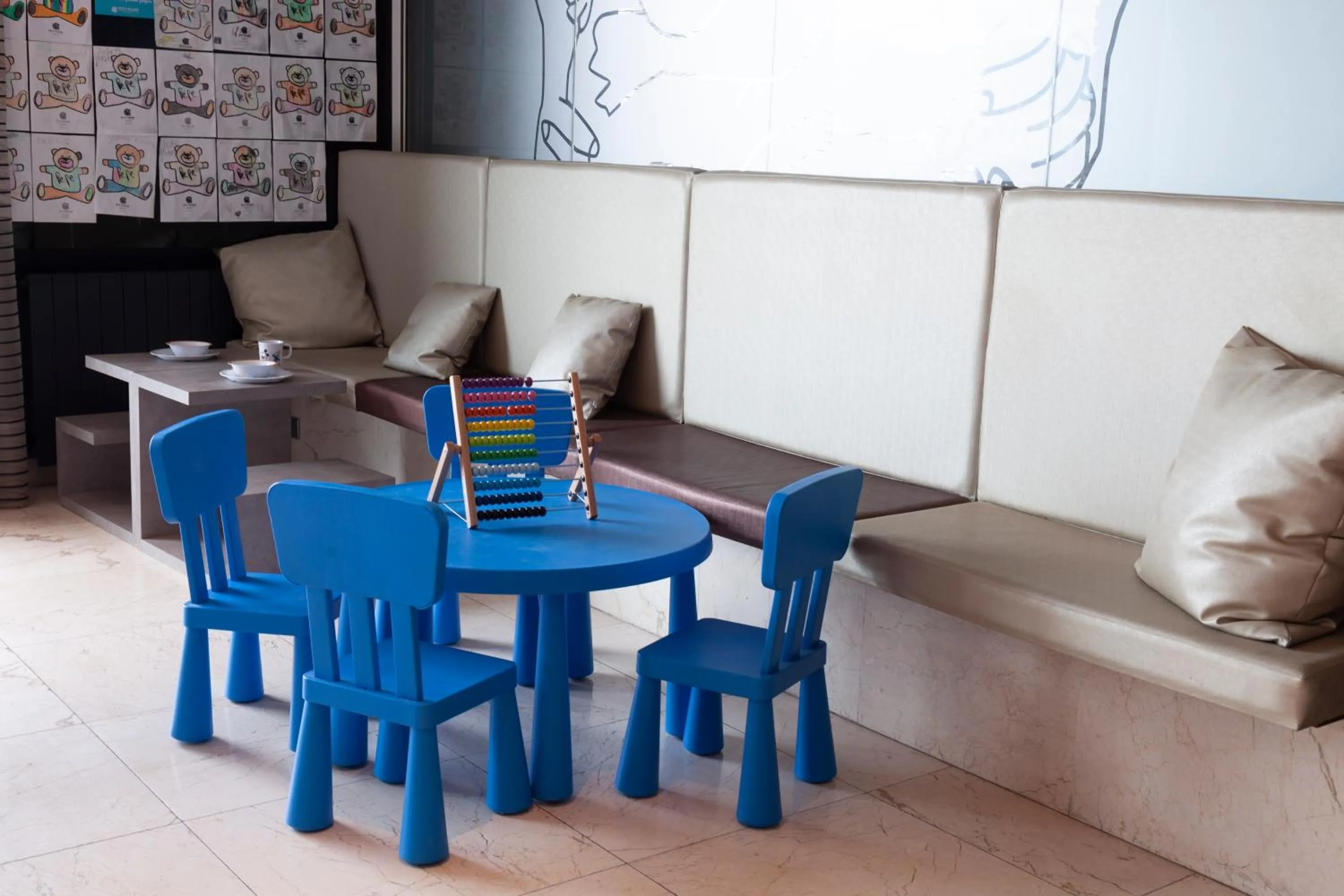 Dining area in Petit Palace Tamarises