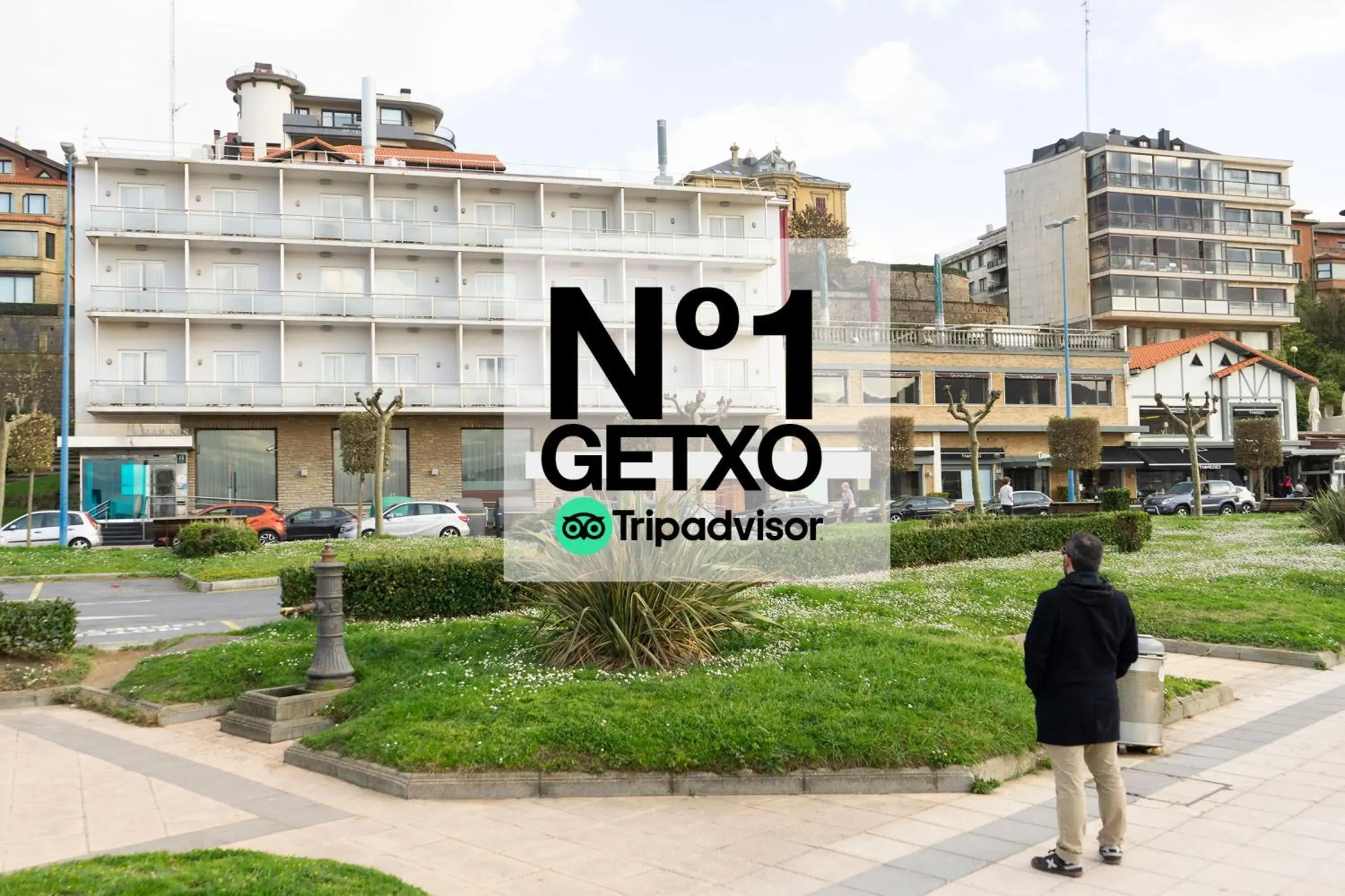 Property building in Petit Palace Tamarises Property building in Petit Palace Tamarises