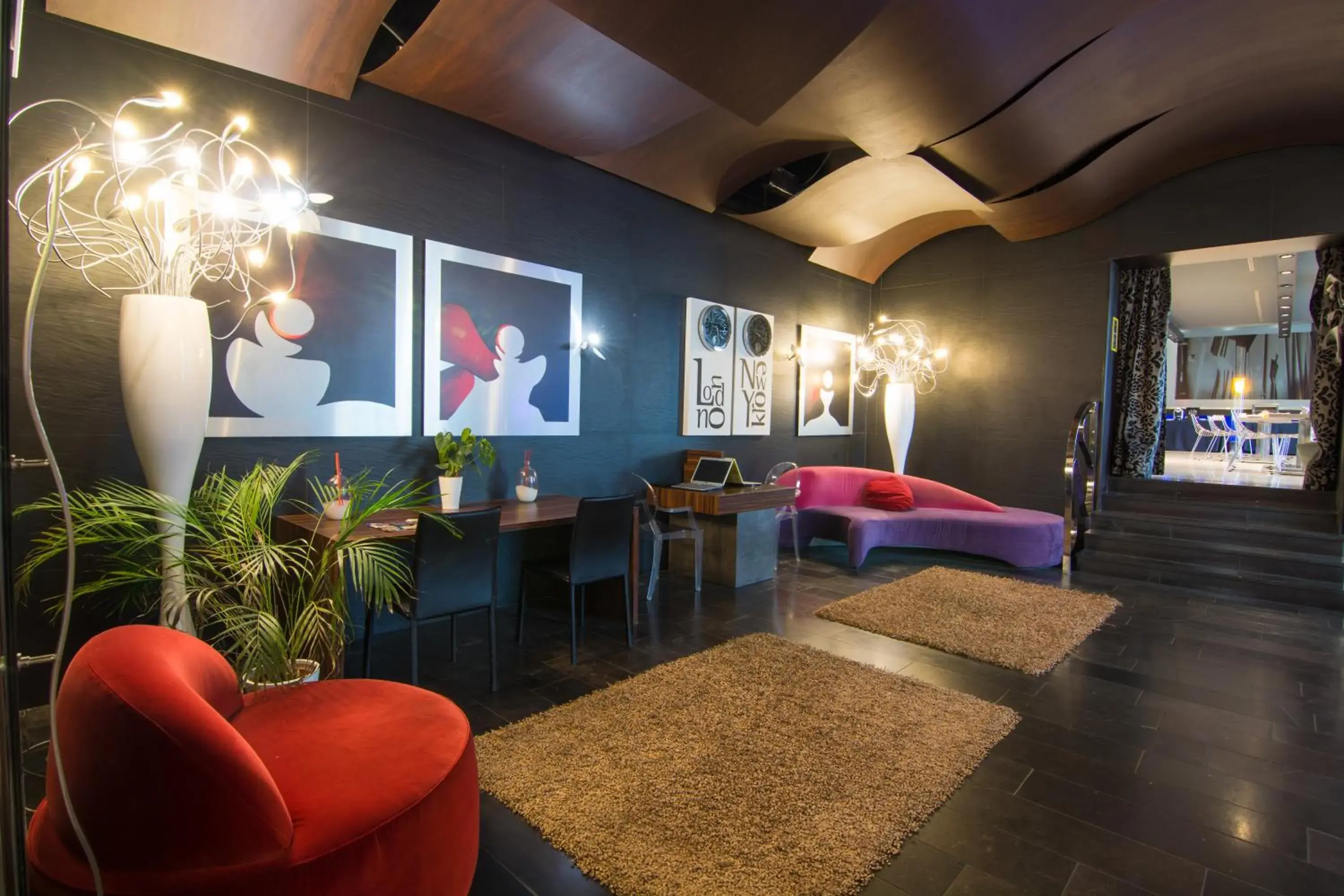 Lounge or bar in Petit Palace Tamarises Lounge or bar in Petit Palace Tamarises