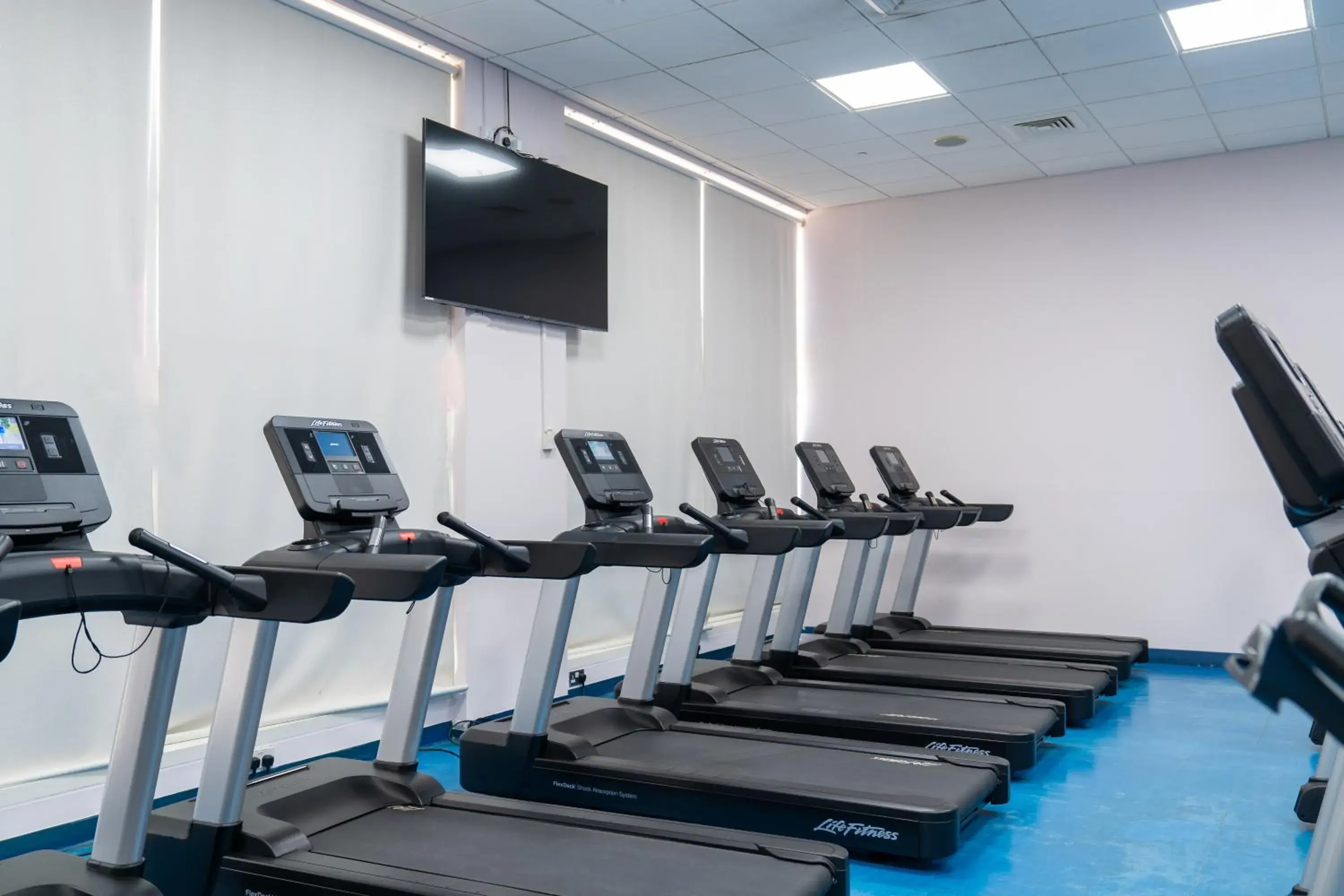 Fitness centre/facilities in eStay Hotel Fitness centre/facilities in eStay Hotel
