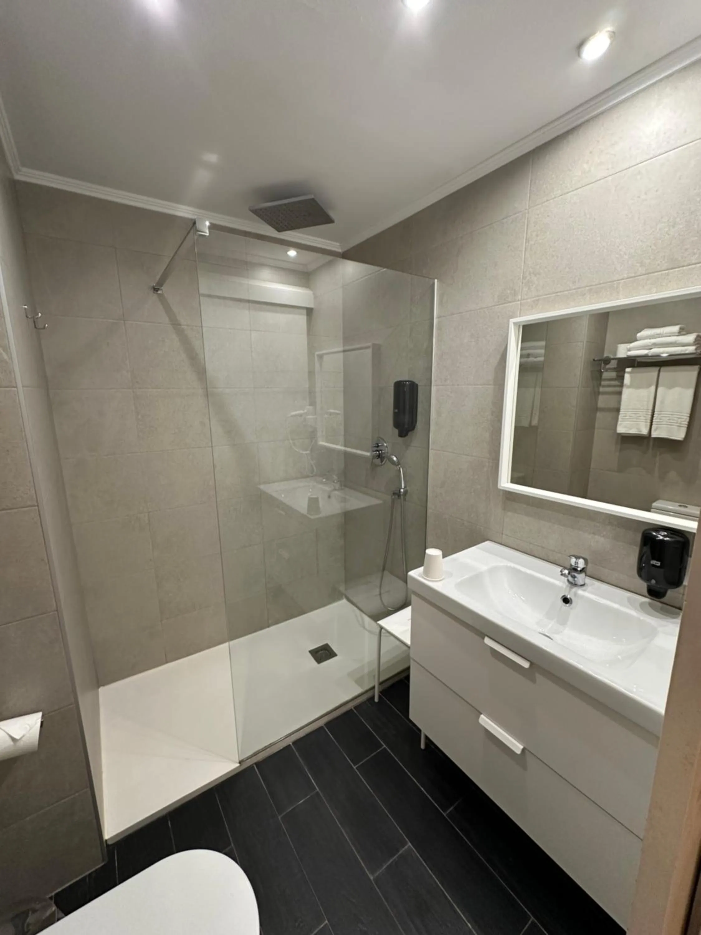 Bathroom in Hotel Pilar Plaza