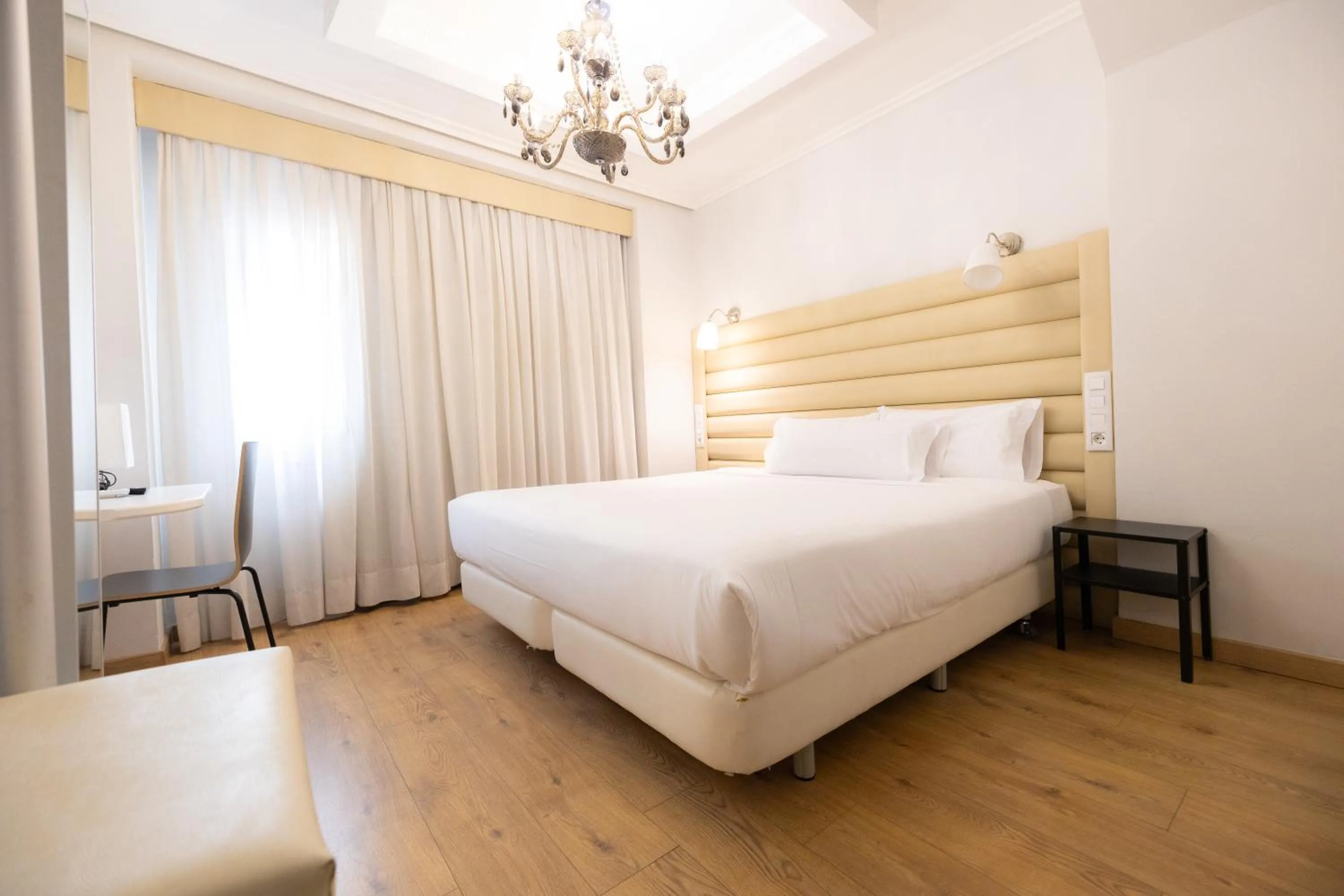 Bed in Hotel Pilar Plaza