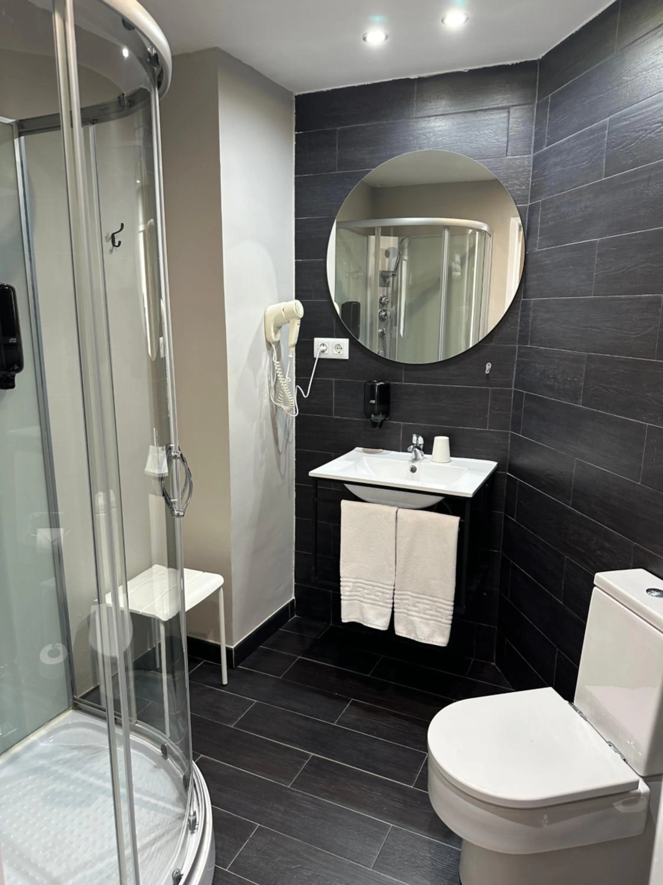 Toilet in Hotel Pilar Plaza