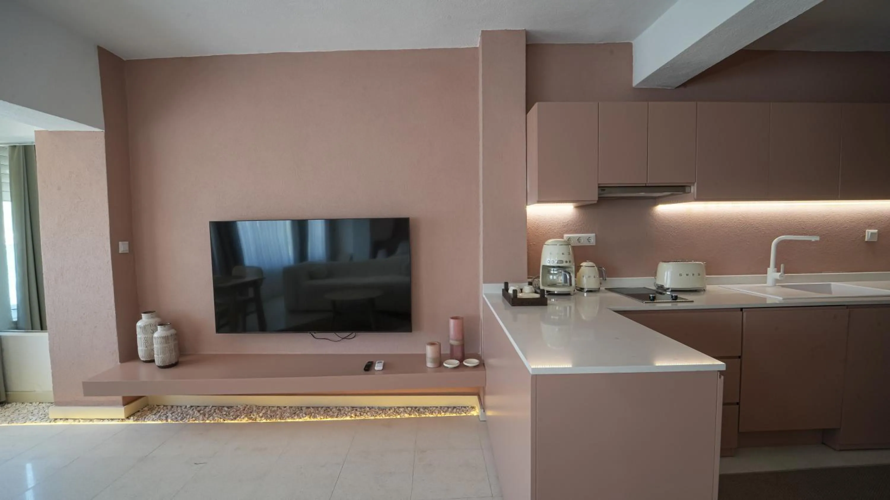 TV and multimedia in Bono Residence