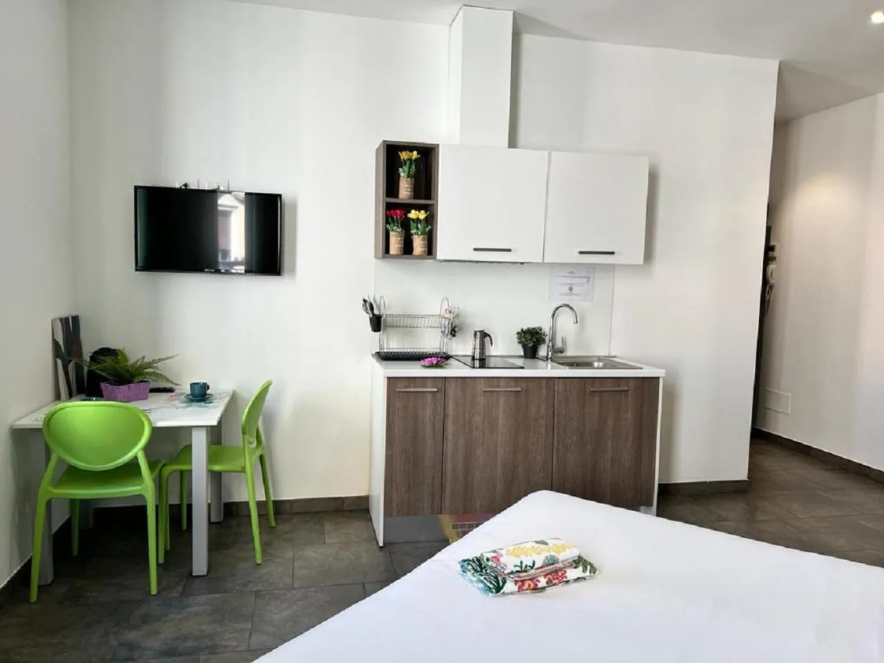 Kitchen or kitchenette, Bed in Bnbook Residence Matteotti