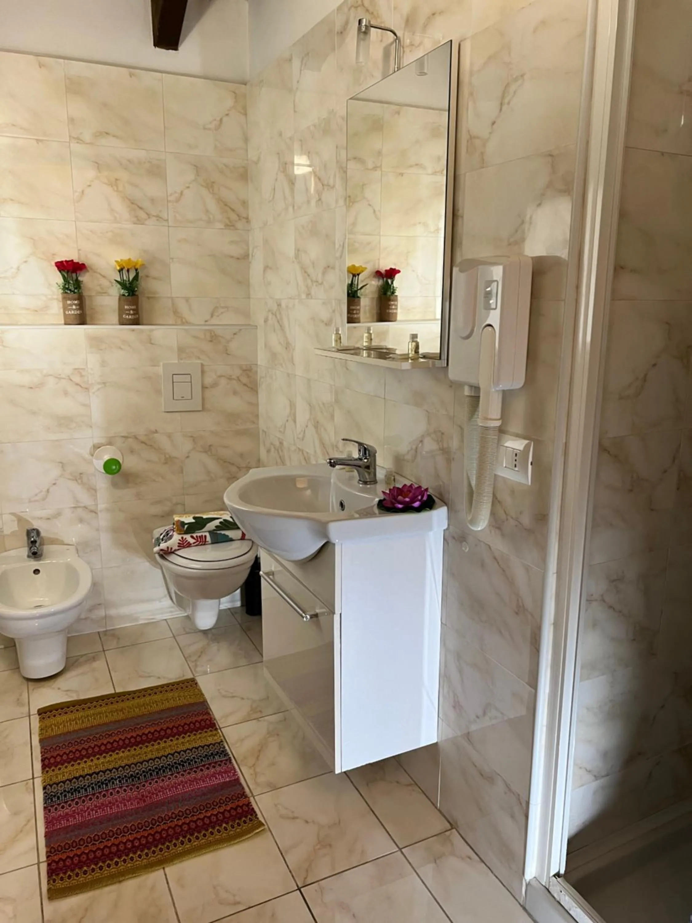 Shower in Bnbook Residence Matteotti