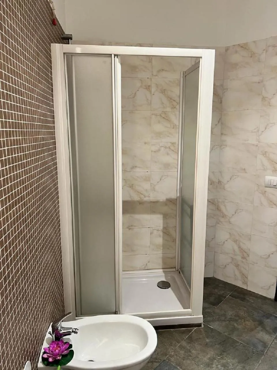 Shower in Bnbook Residence Matteotti