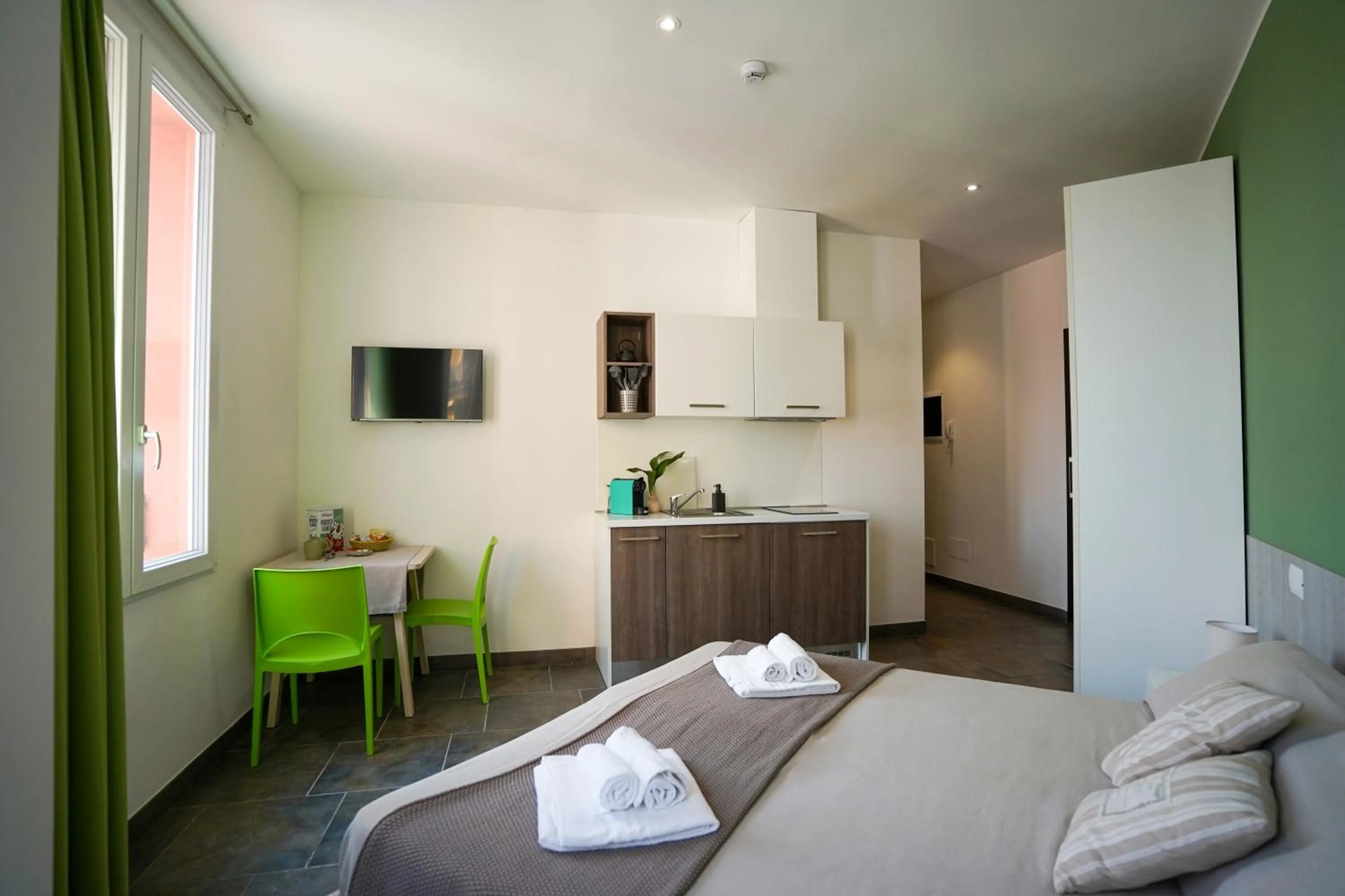 TV and multimedia, Bed in Bnbook Residence Matteotti