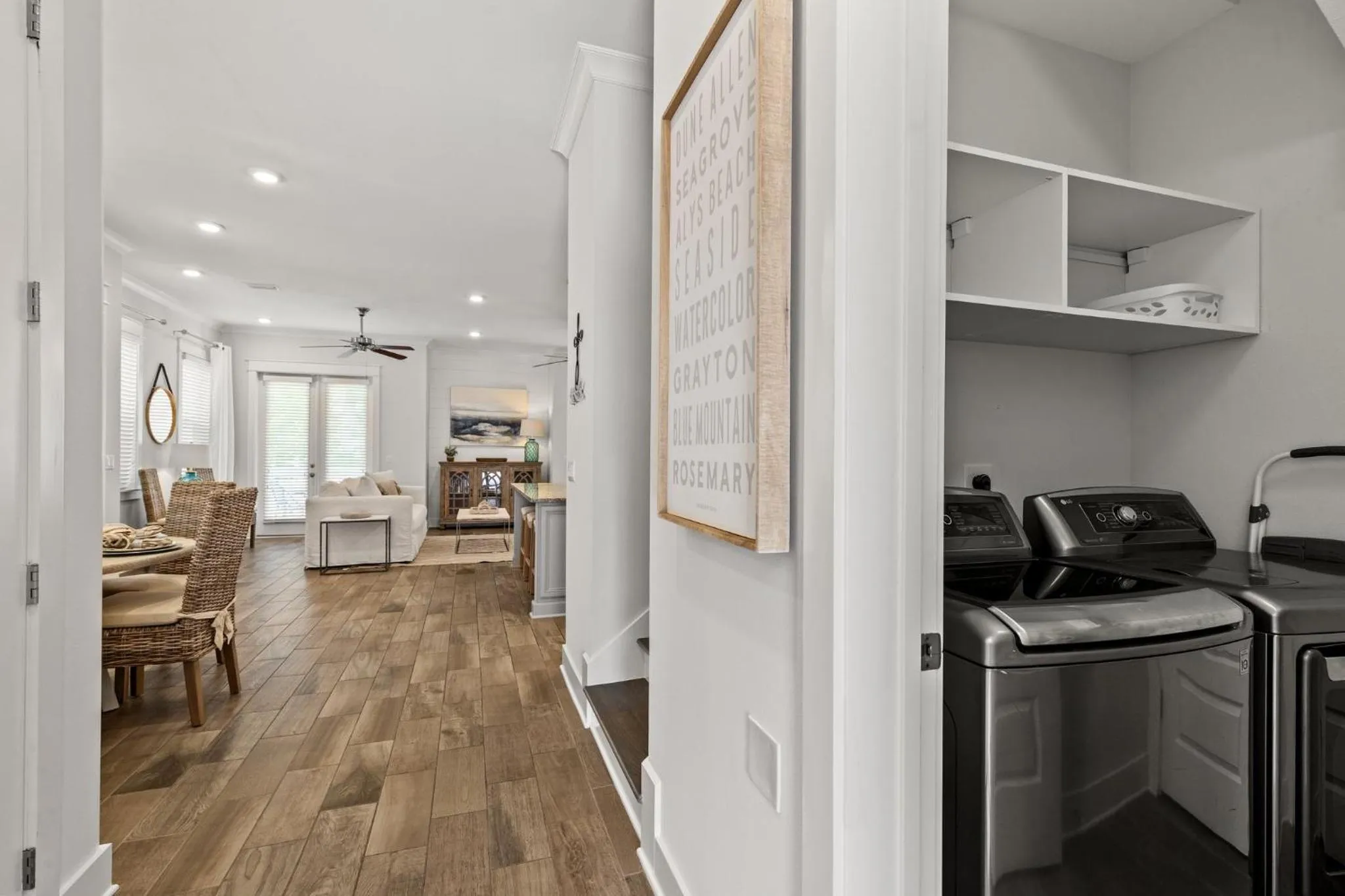 laundry in 24 York Lane | Edgewater Escape