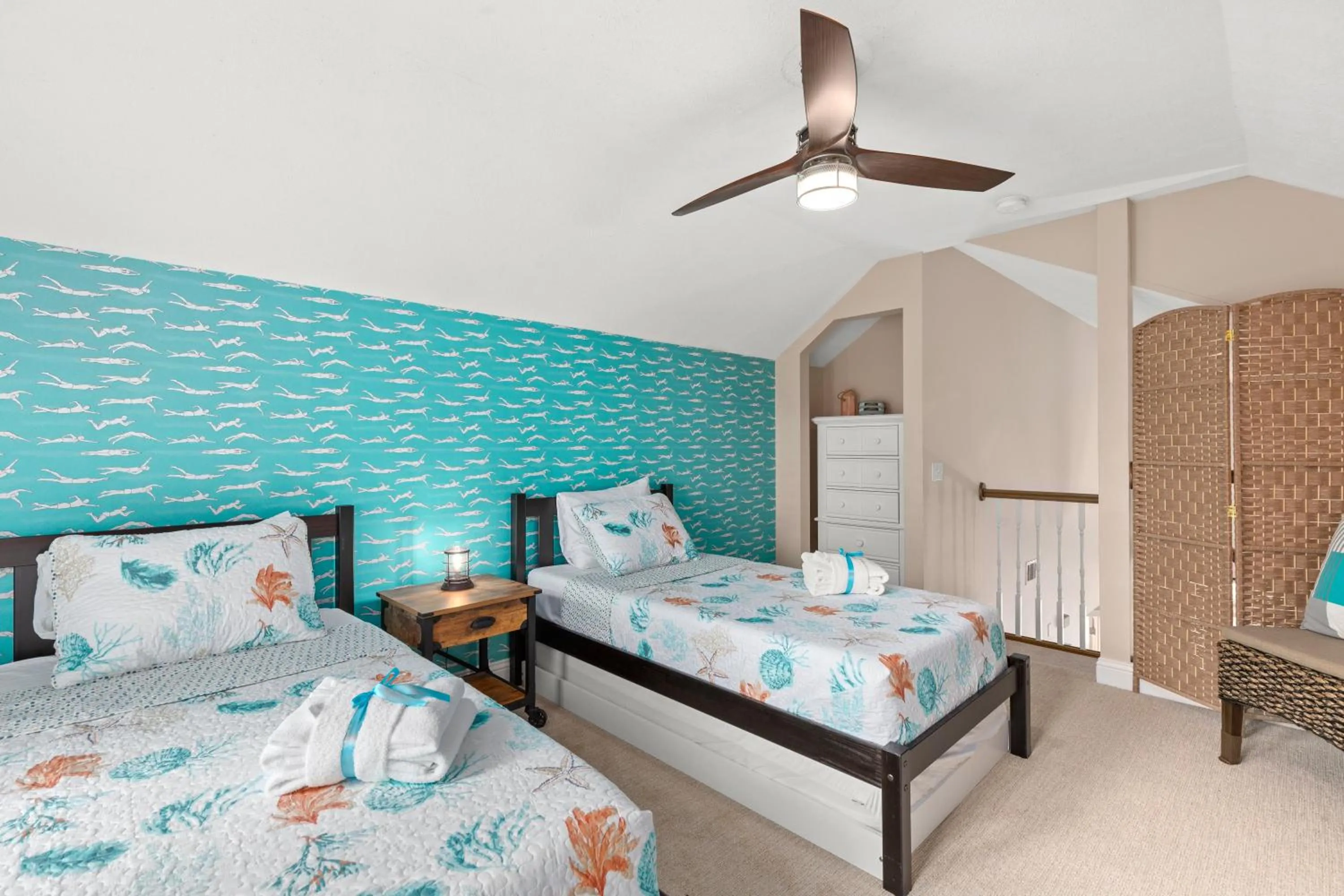 Bed in Expertly Decorated Family Home, Steps to Beach w/ a Private Heated Pool & Spa!