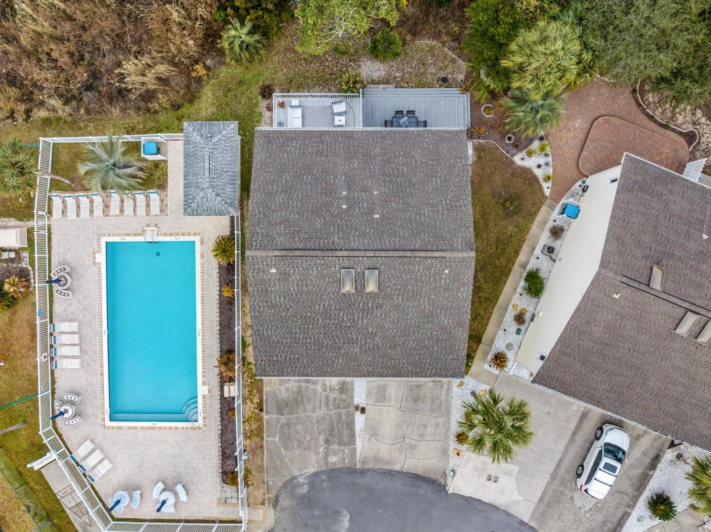 Other in Short Walk to The Beach! Community Pool! Sleeps 6!