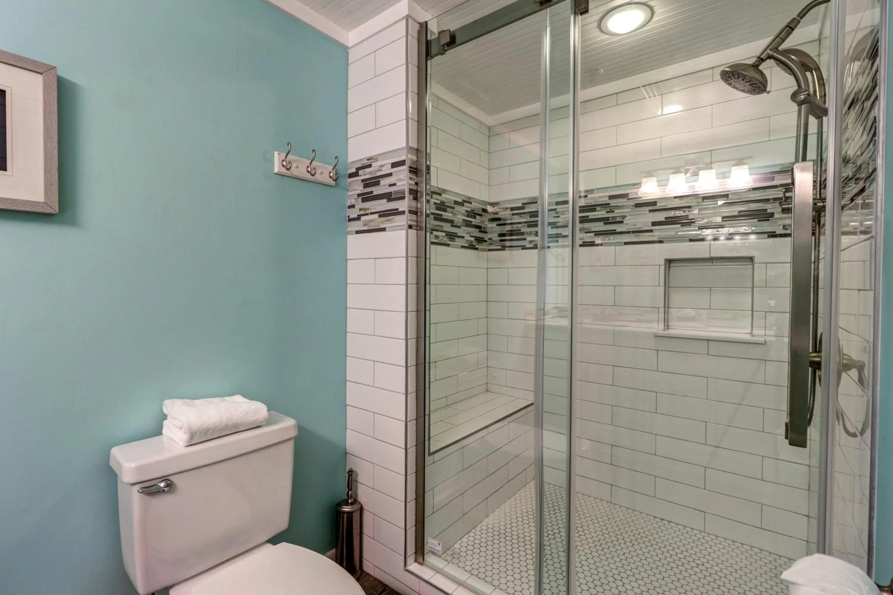 Bathroom in The Perfect Escape! Long Beach Resort-8th Floor-Gulf Front with AMAZING views
