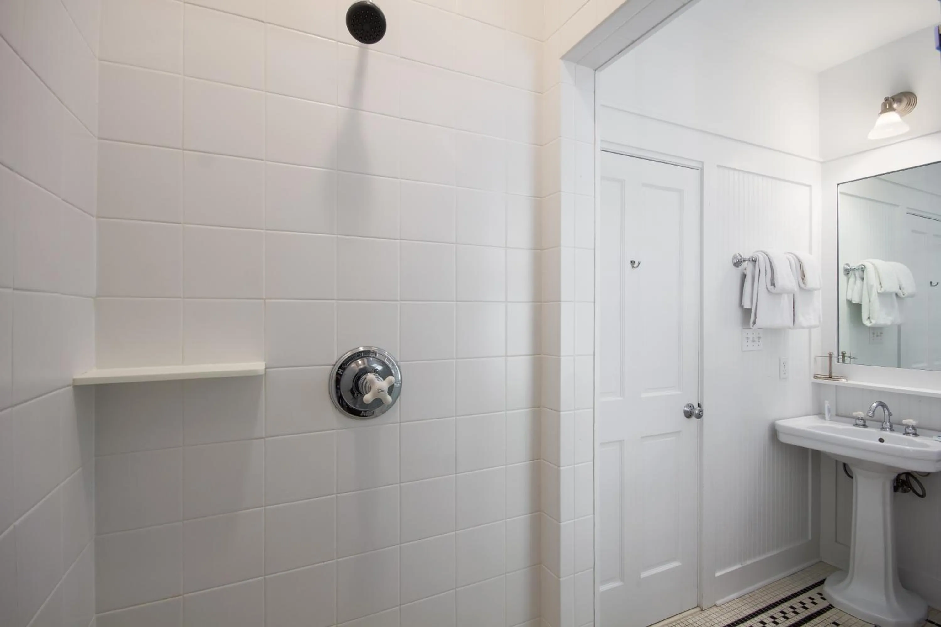 Photo of the whole room in A Seaside Beauty! Book Now - Lot of Outdoor Living Space