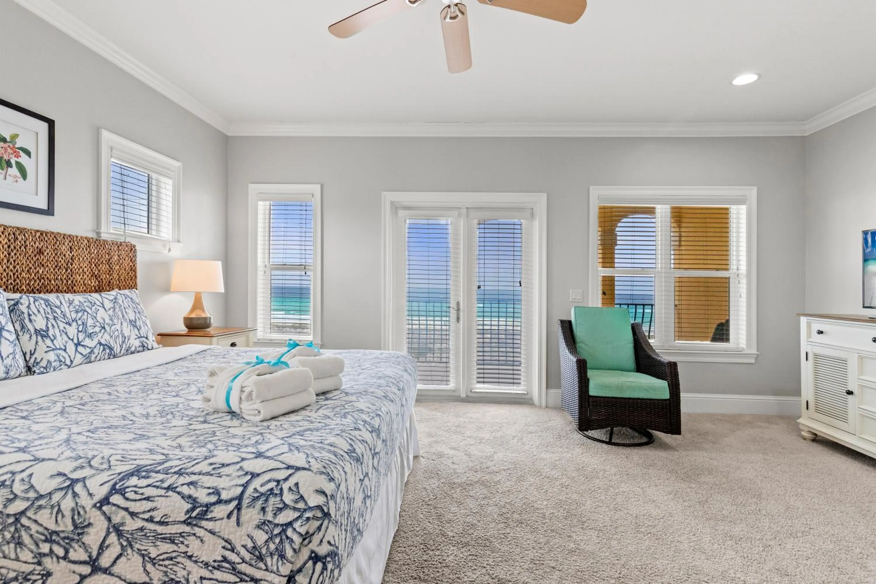 Bed in 2 Gulf View Balconies! 3 Story Townhome With 4 Bedrooms, 4 Bathrooms! Sleeps12
