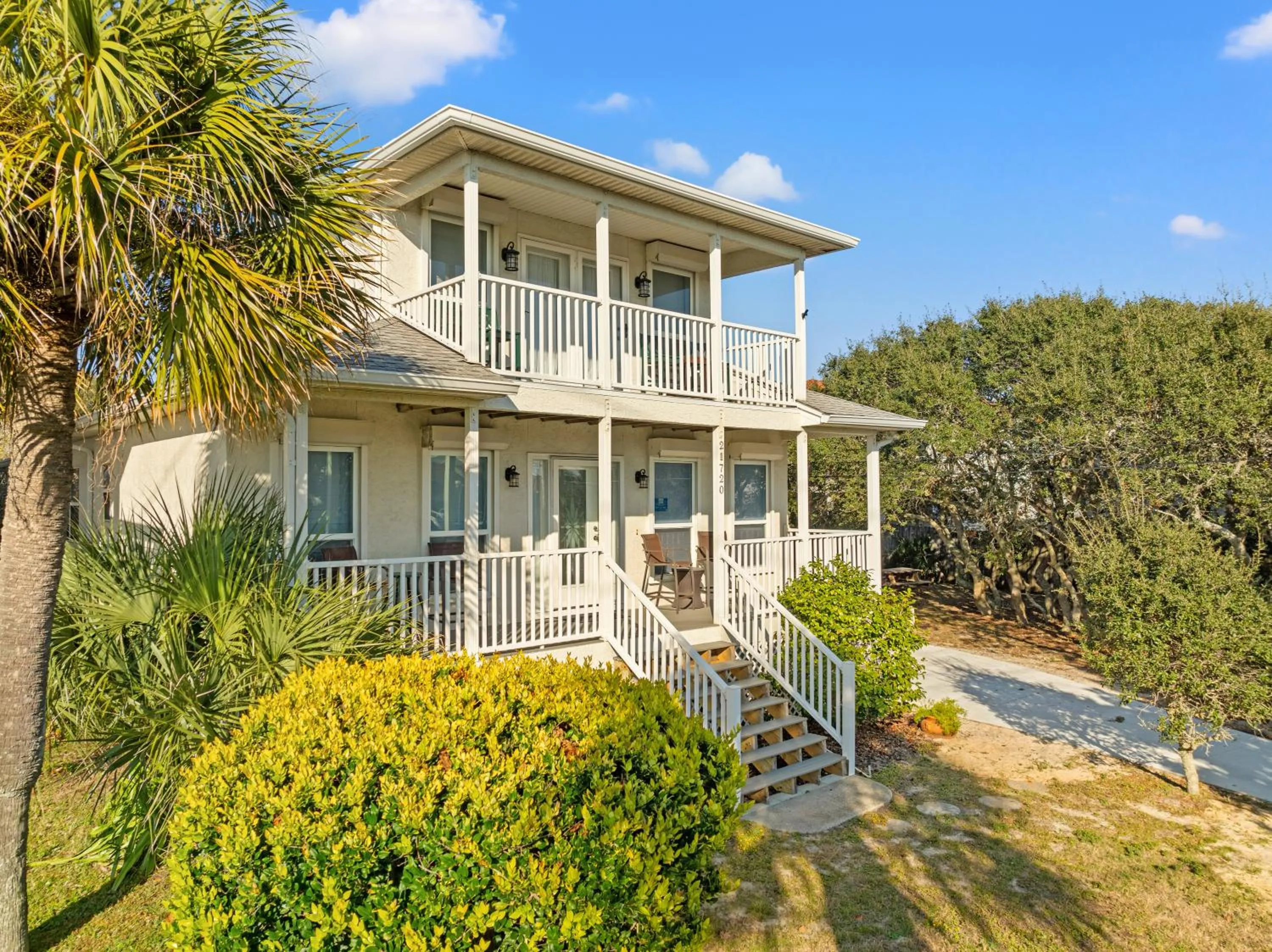 Other in Vacation in This Gorgeous 2-Story Home! 3 BR 3 BA! Sleeps 8!