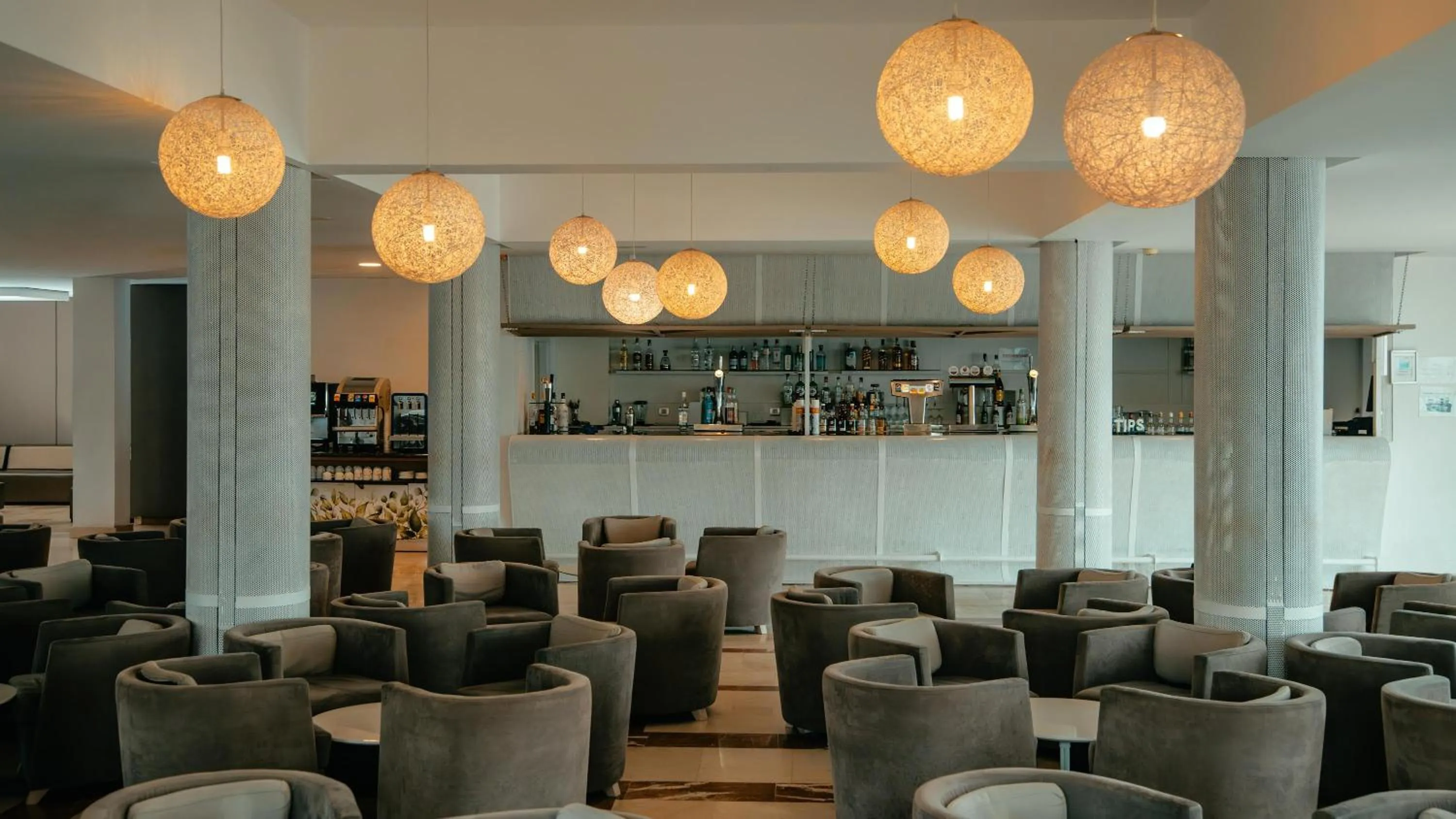 Lounge or bar in Labranda Bahía de Lobos