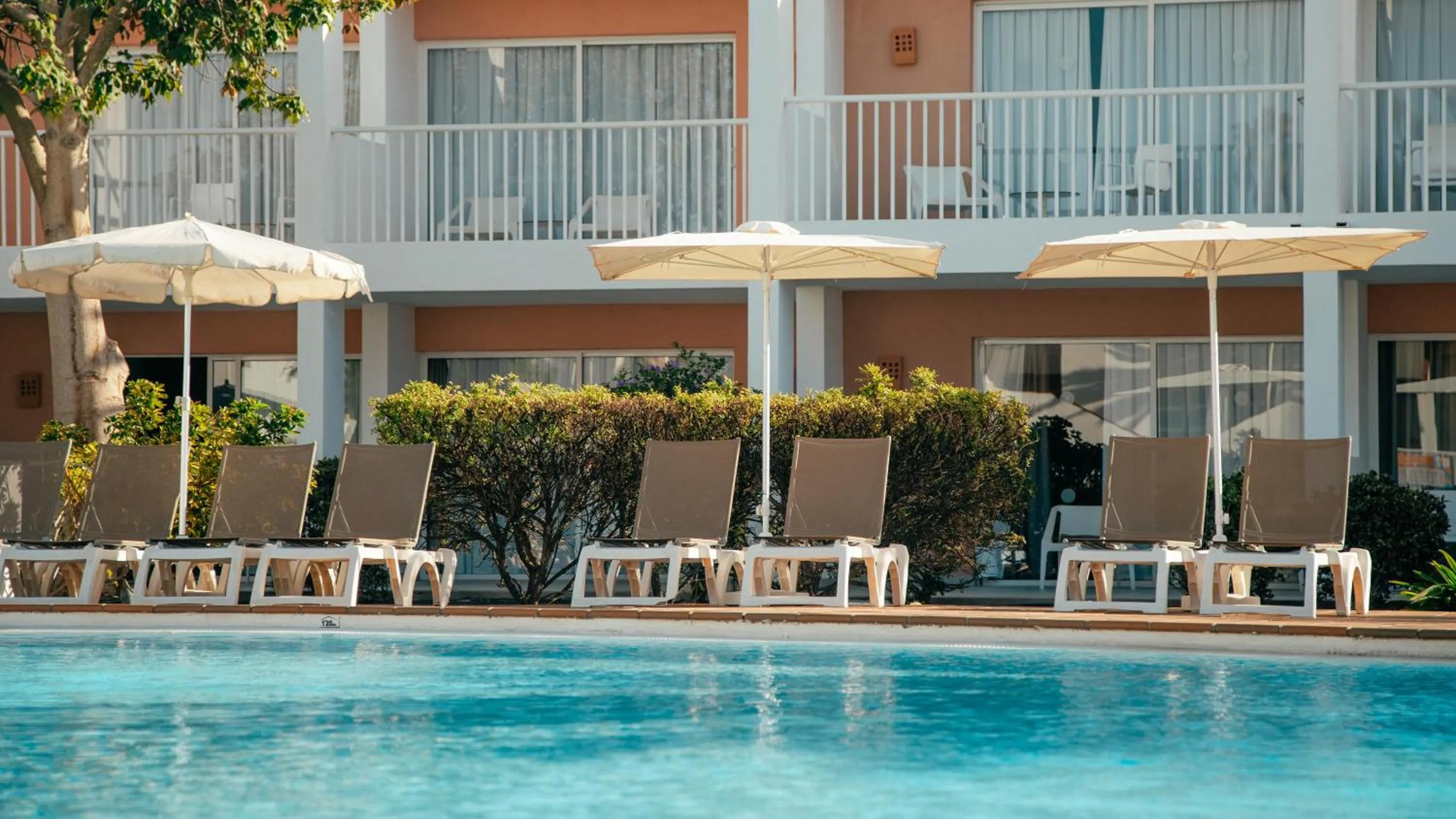 Swimming pool in Labranda Bahía de Lobos
