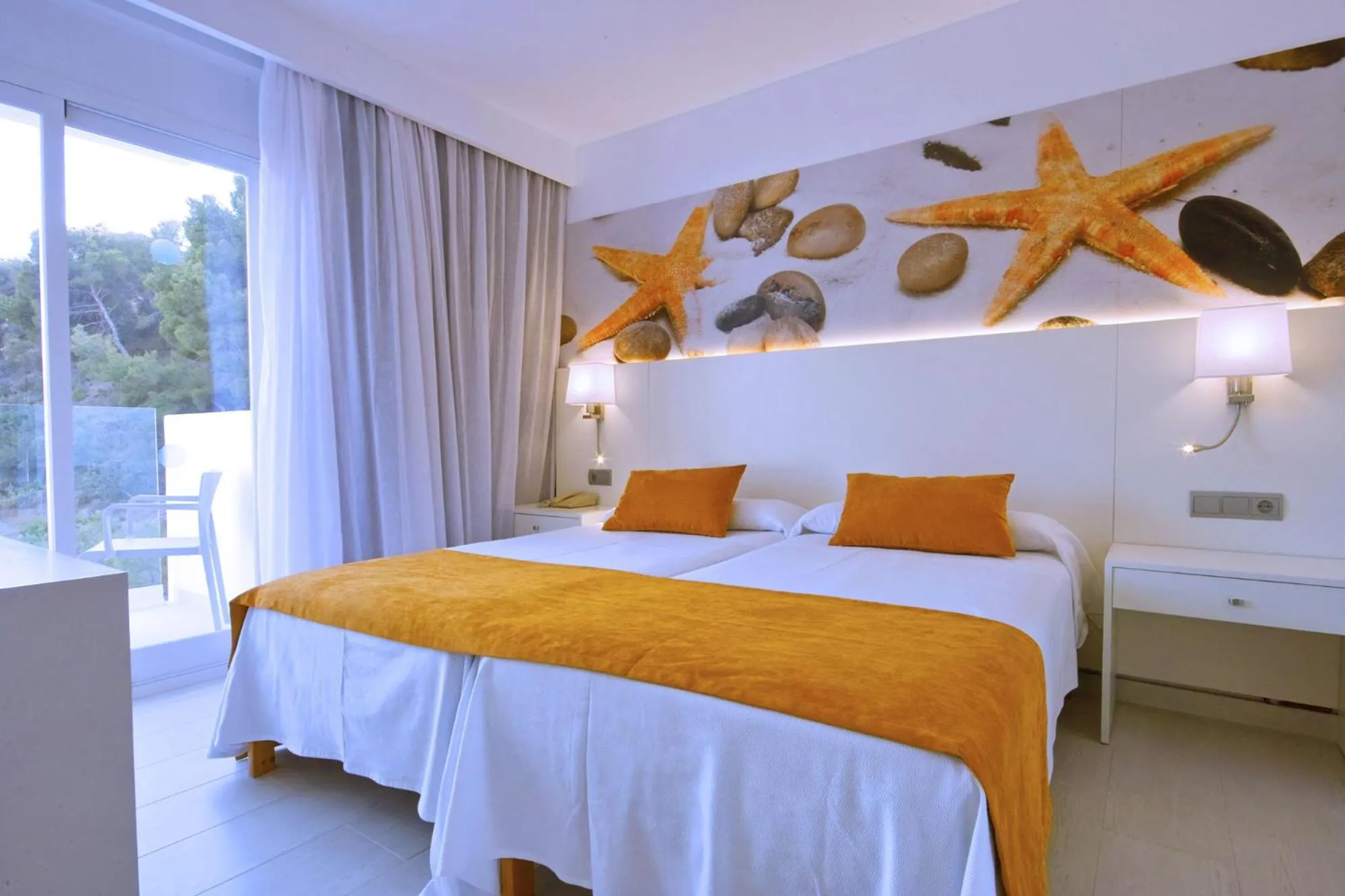 Bed in Balansat Resort