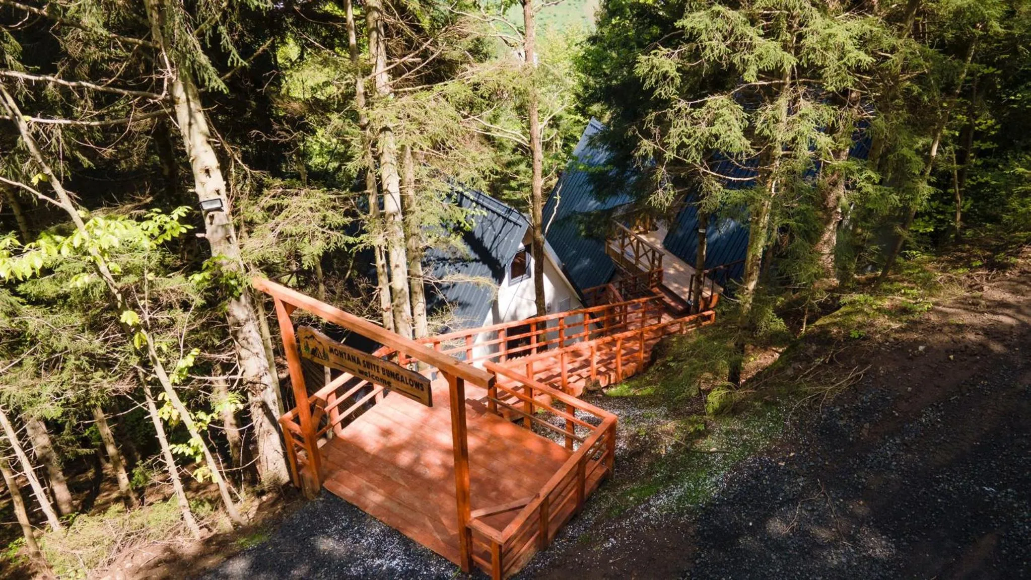 Natural landscape in Montana Suite Bungalows